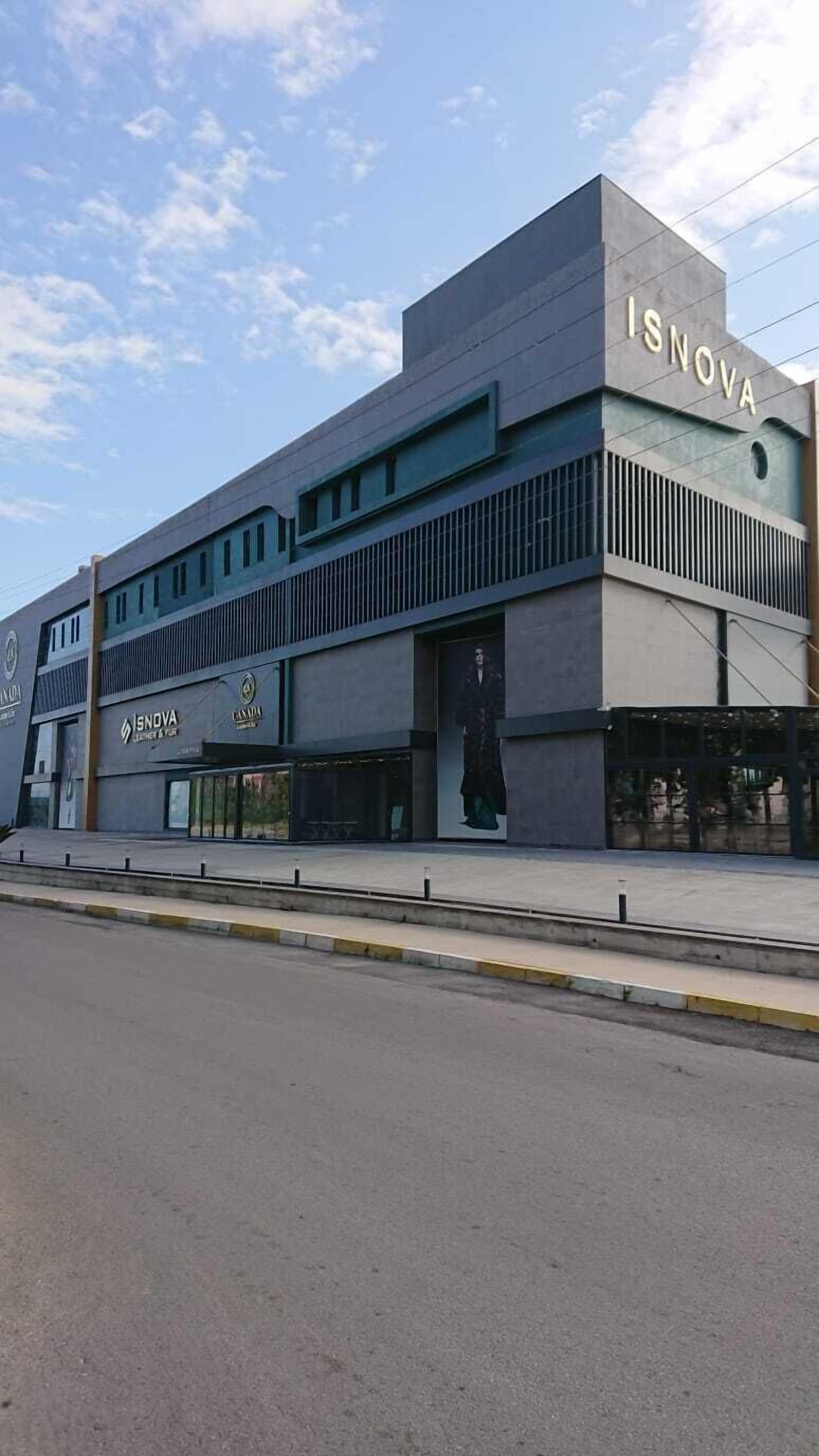 Isnova Hotel