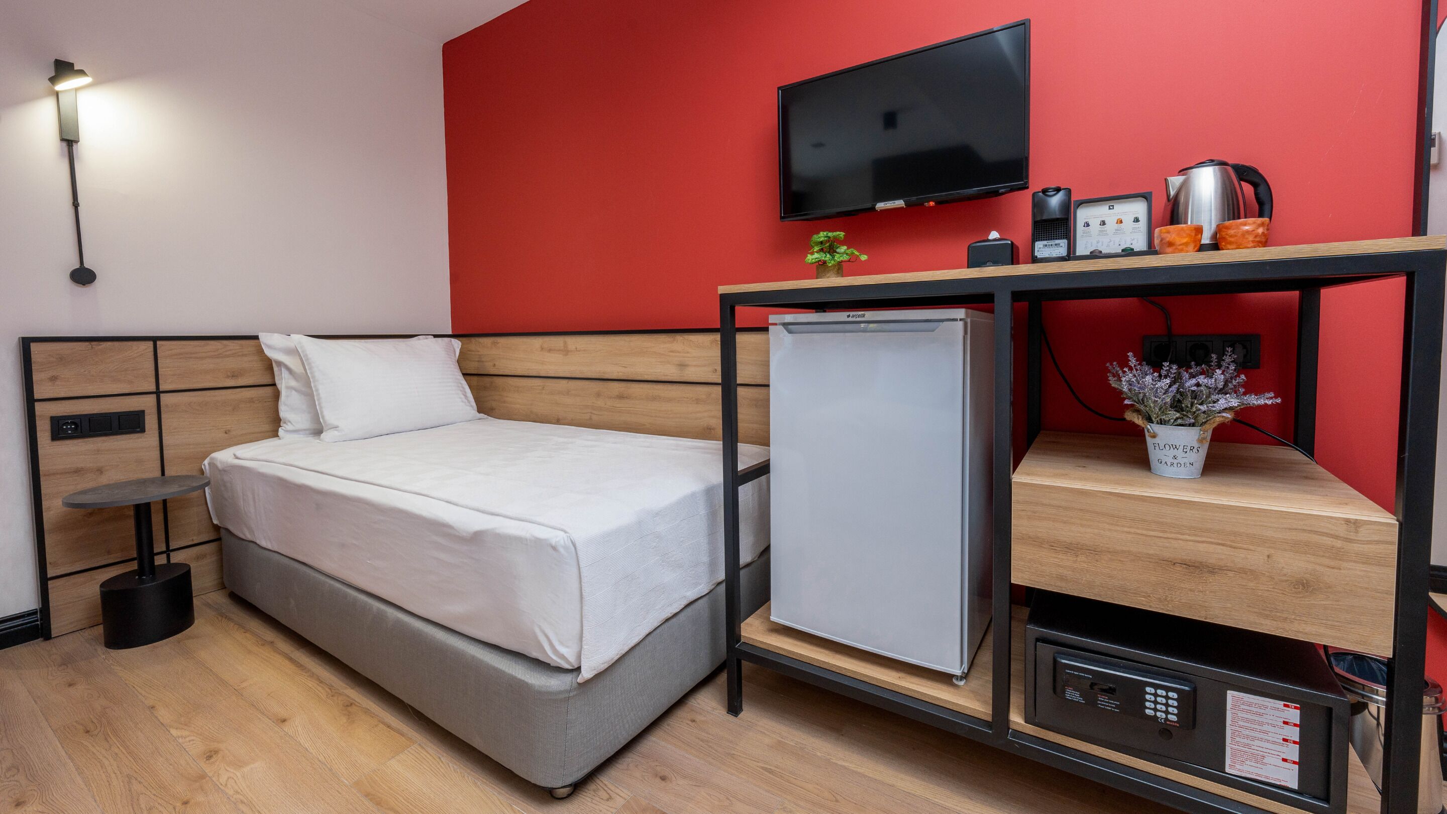 Just Inn City Hotel