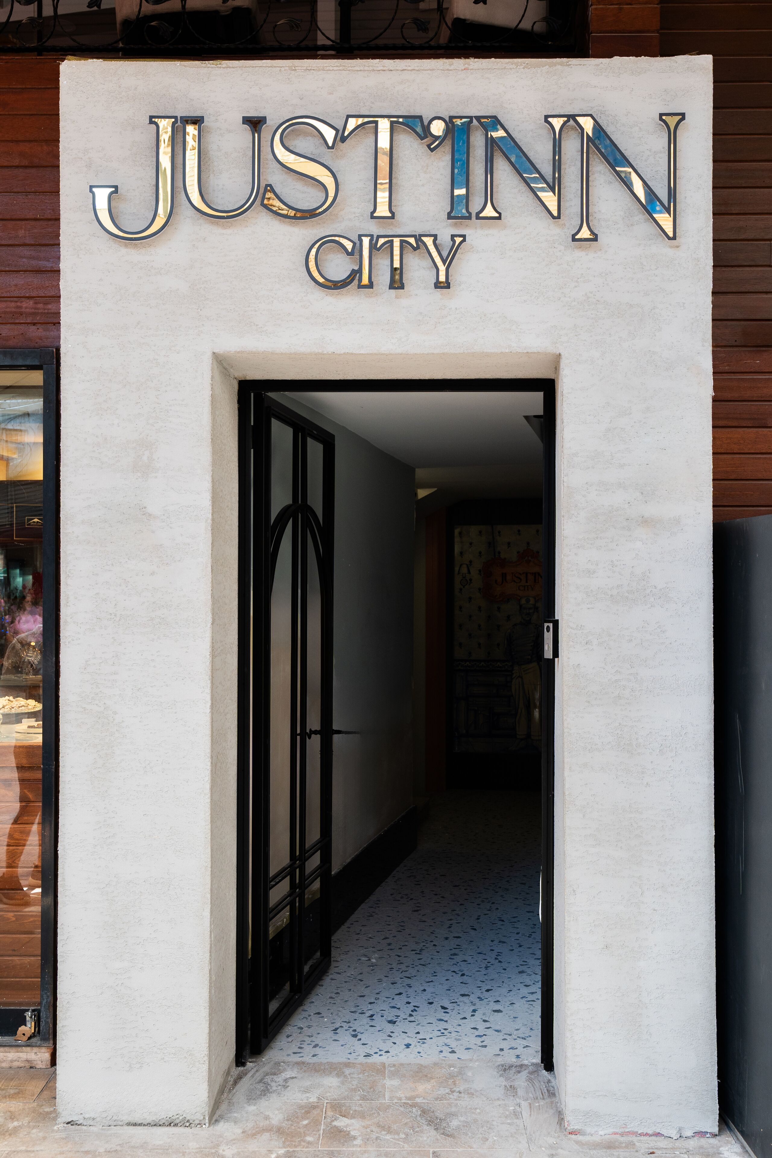 Just Inn City Hotel