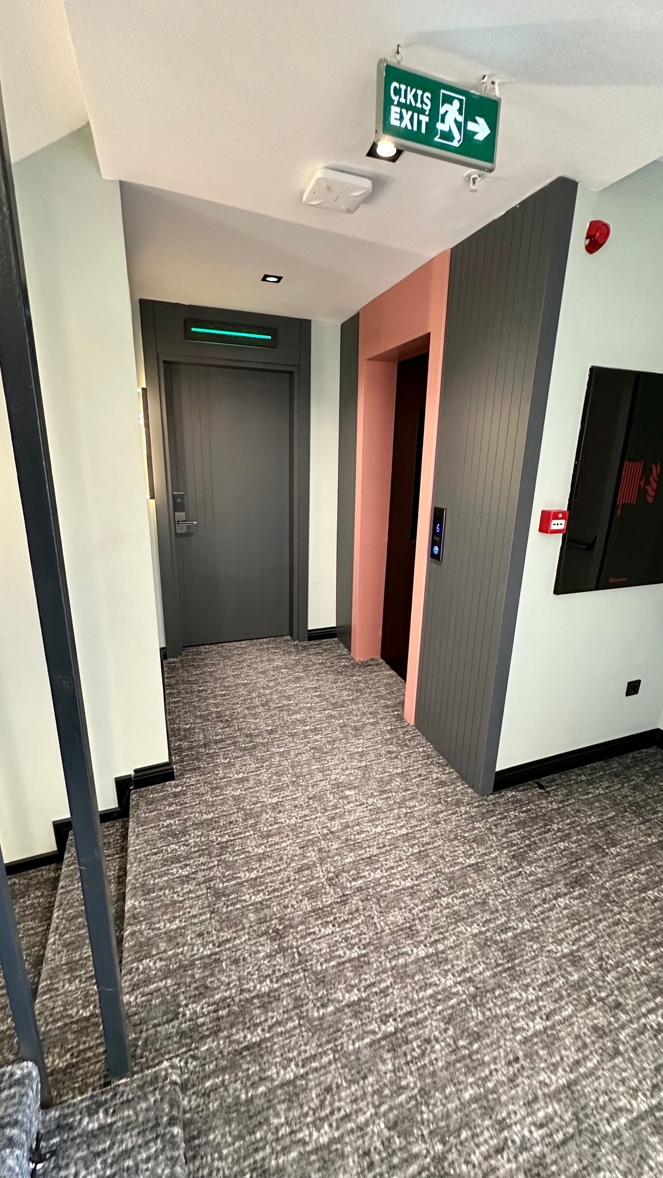 Just Inn City Hotel