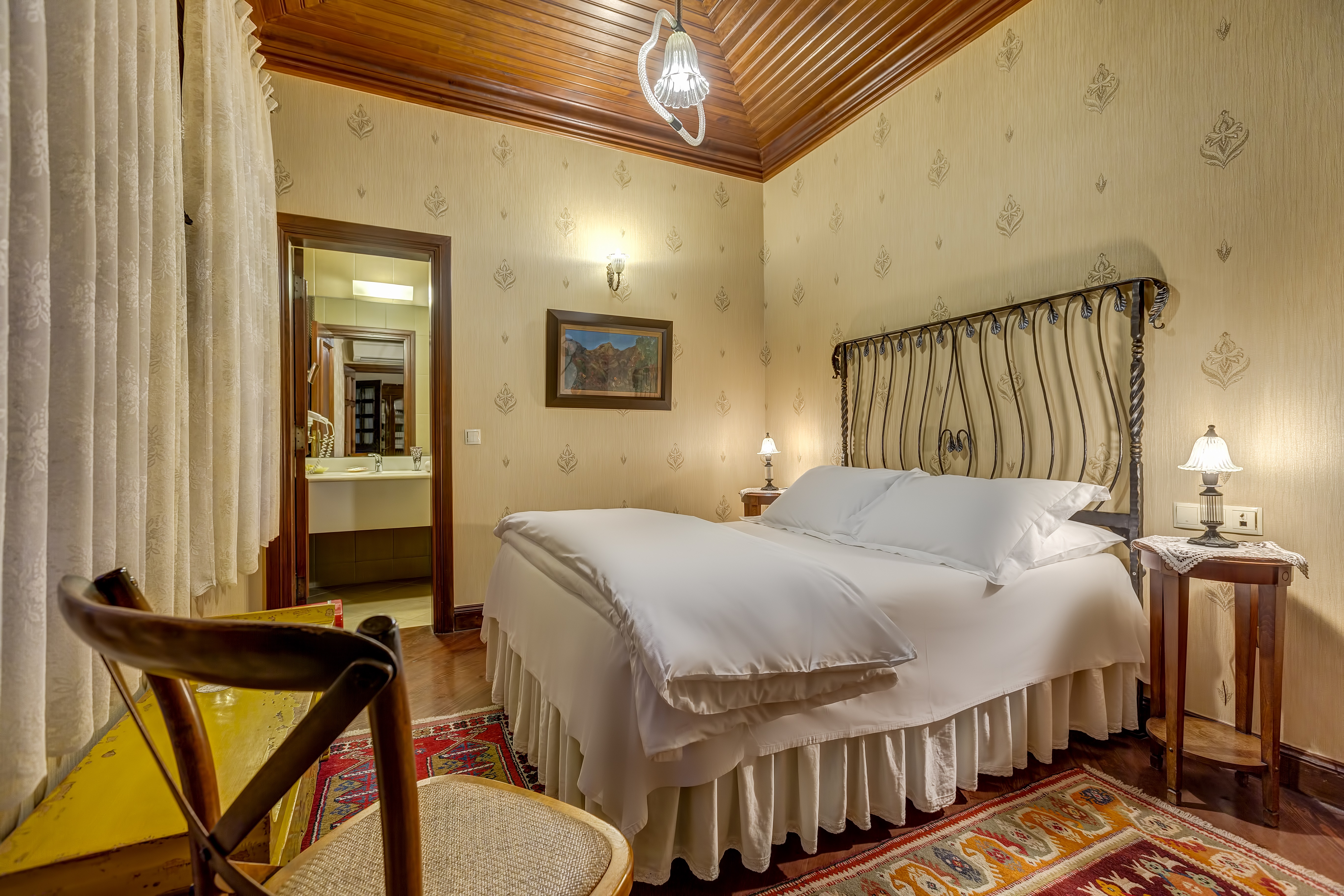 Kauçuk Hotel