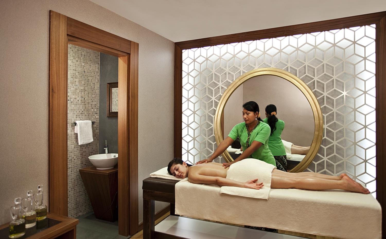 La Boutique Hotel & Suites