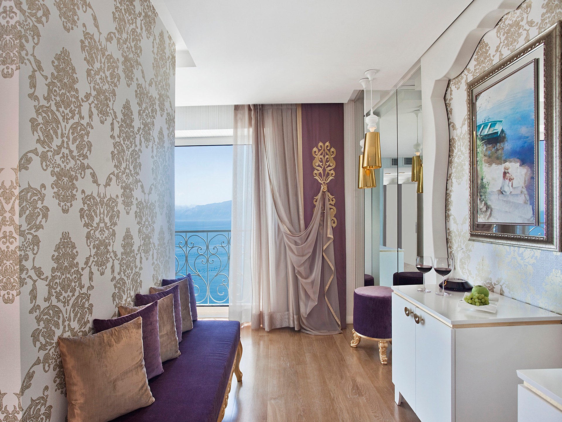 La Boutique Hotel & Suites