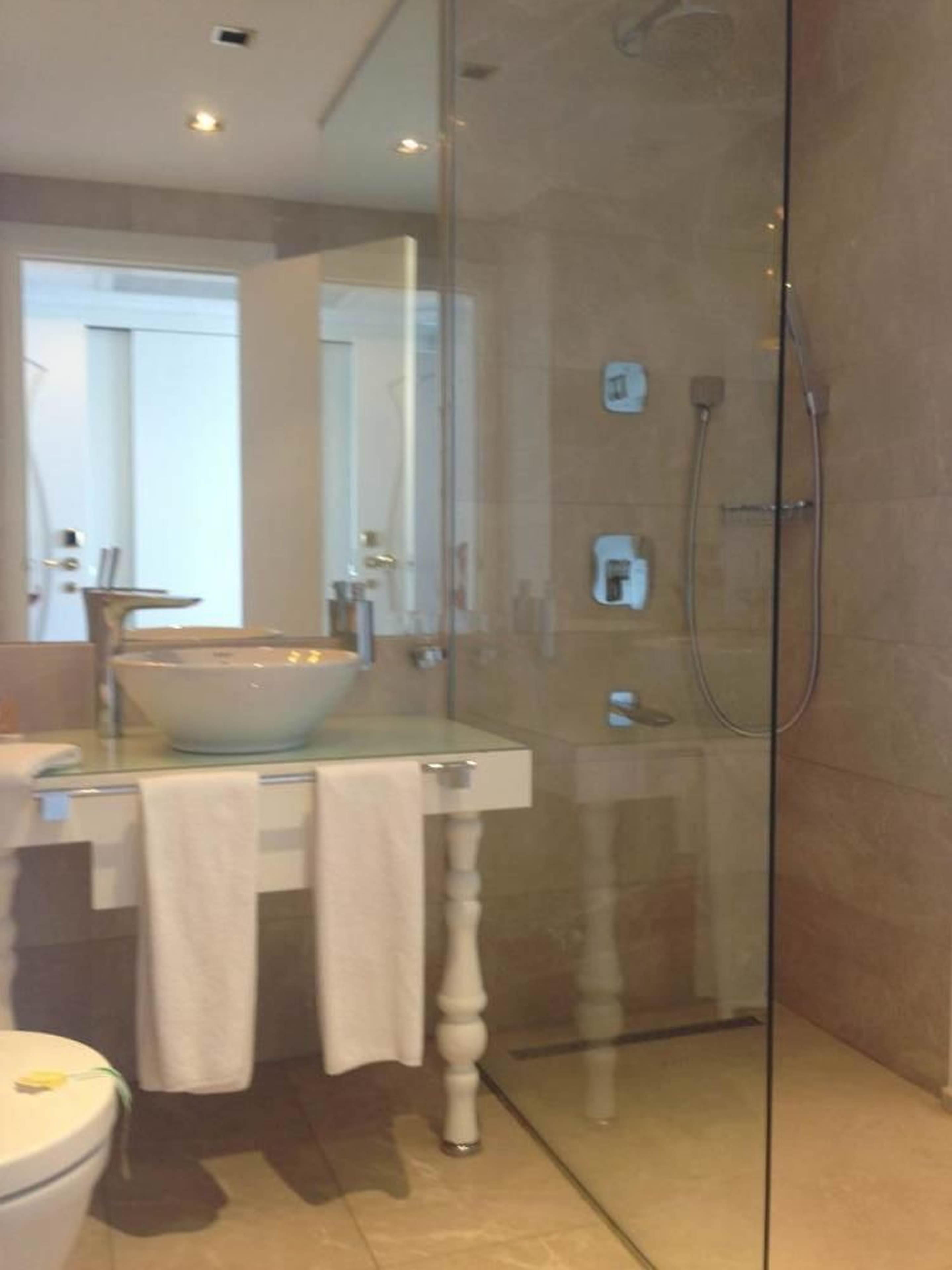 La Boutique Hotel & Suites