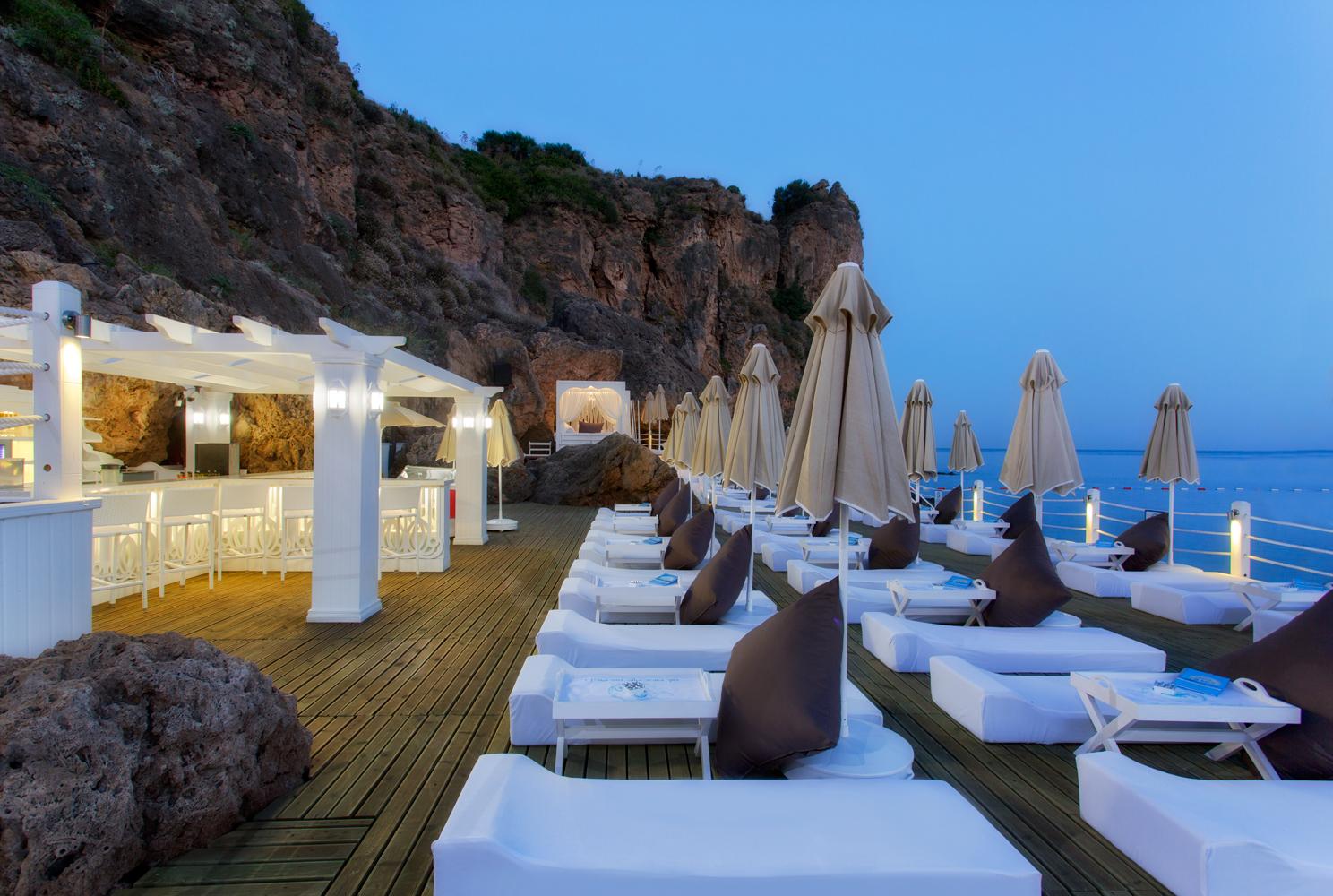 La Boutique Hotel & Suites