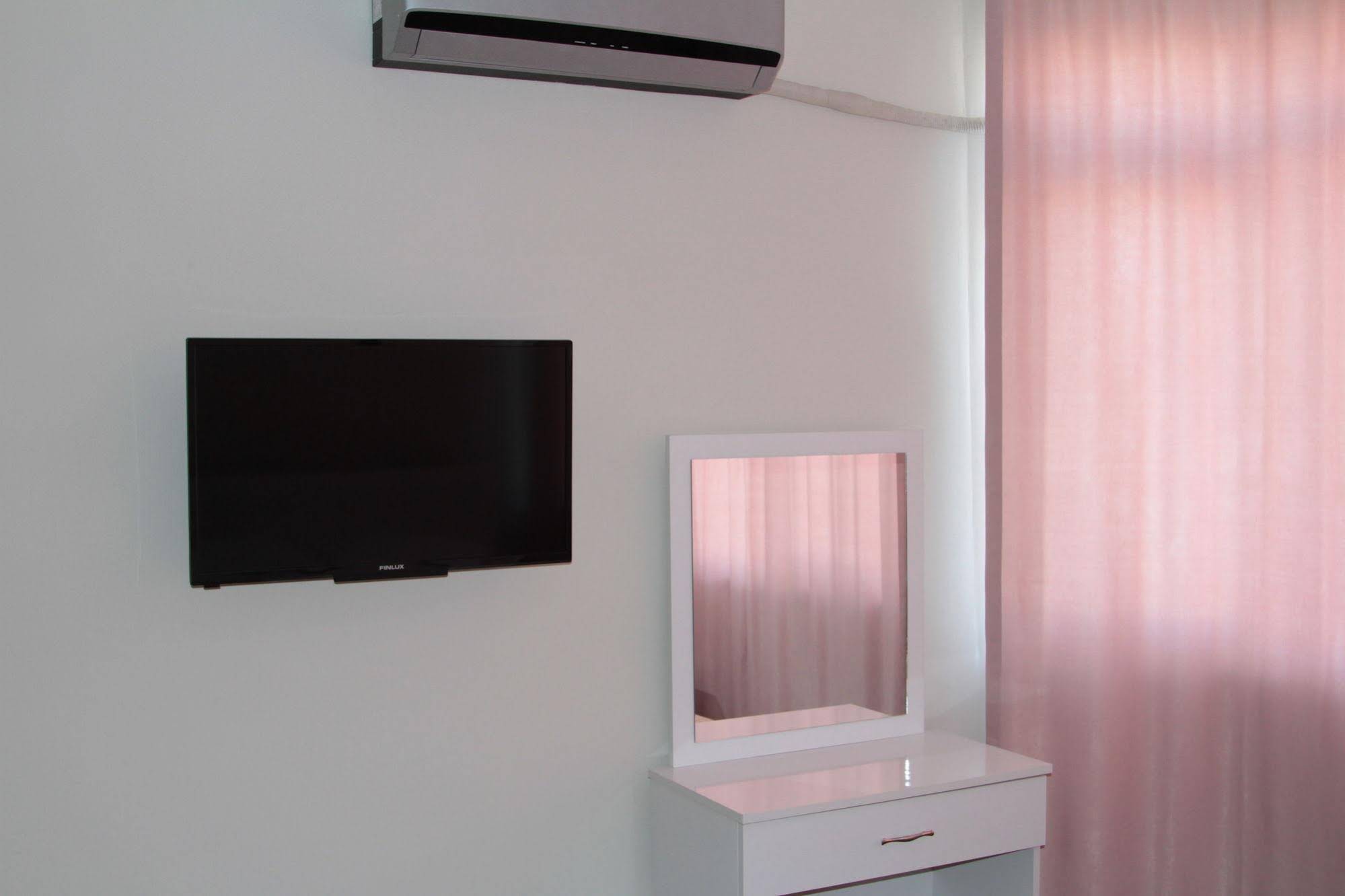 Life Hotel