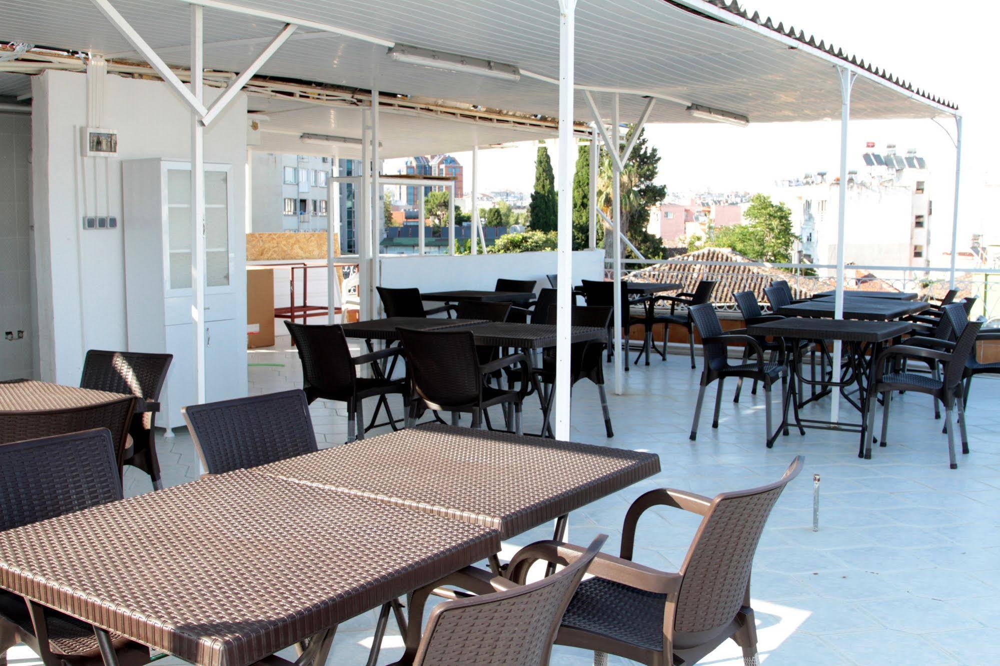 Life Hotel