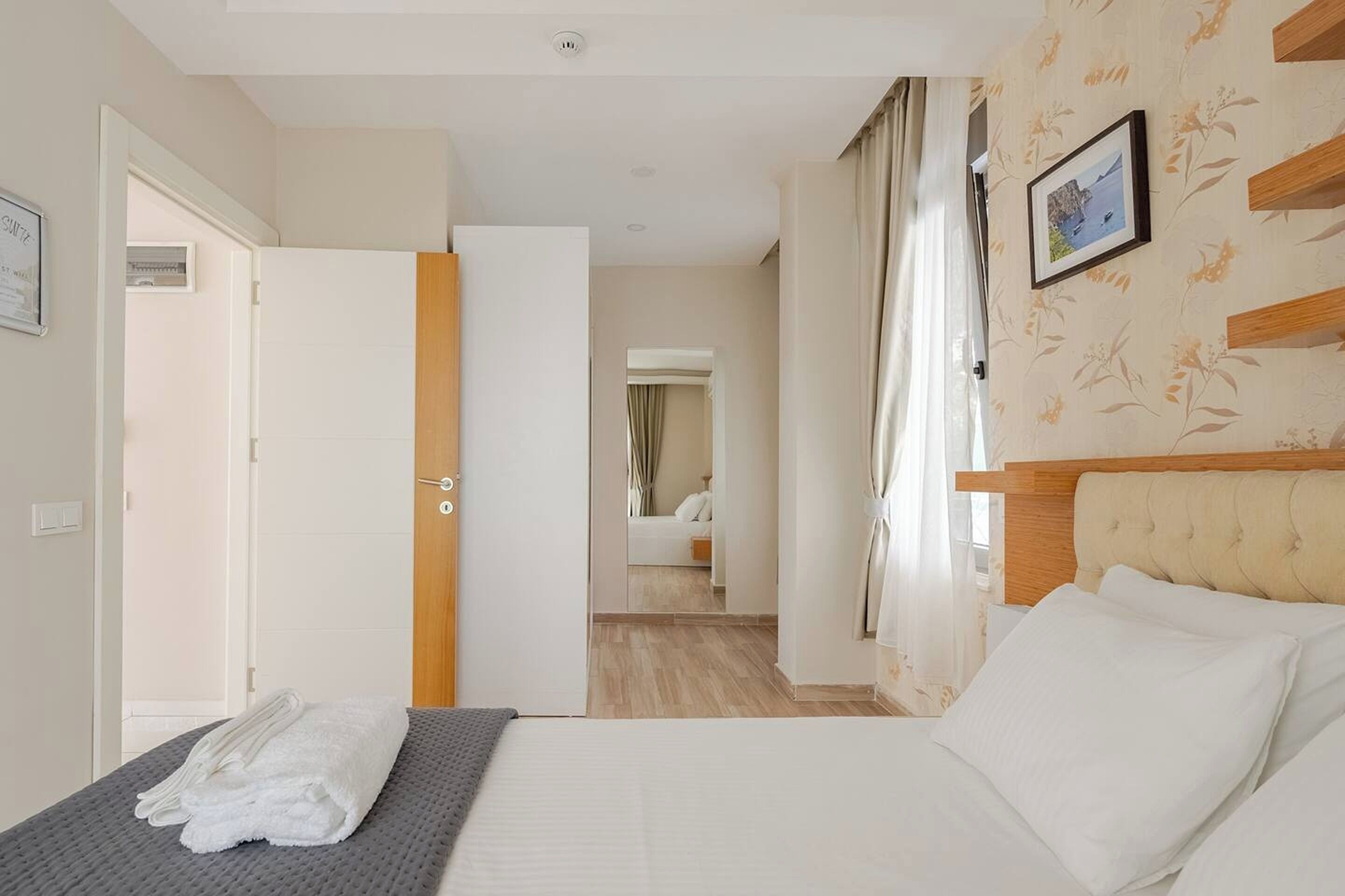 Loi Suite