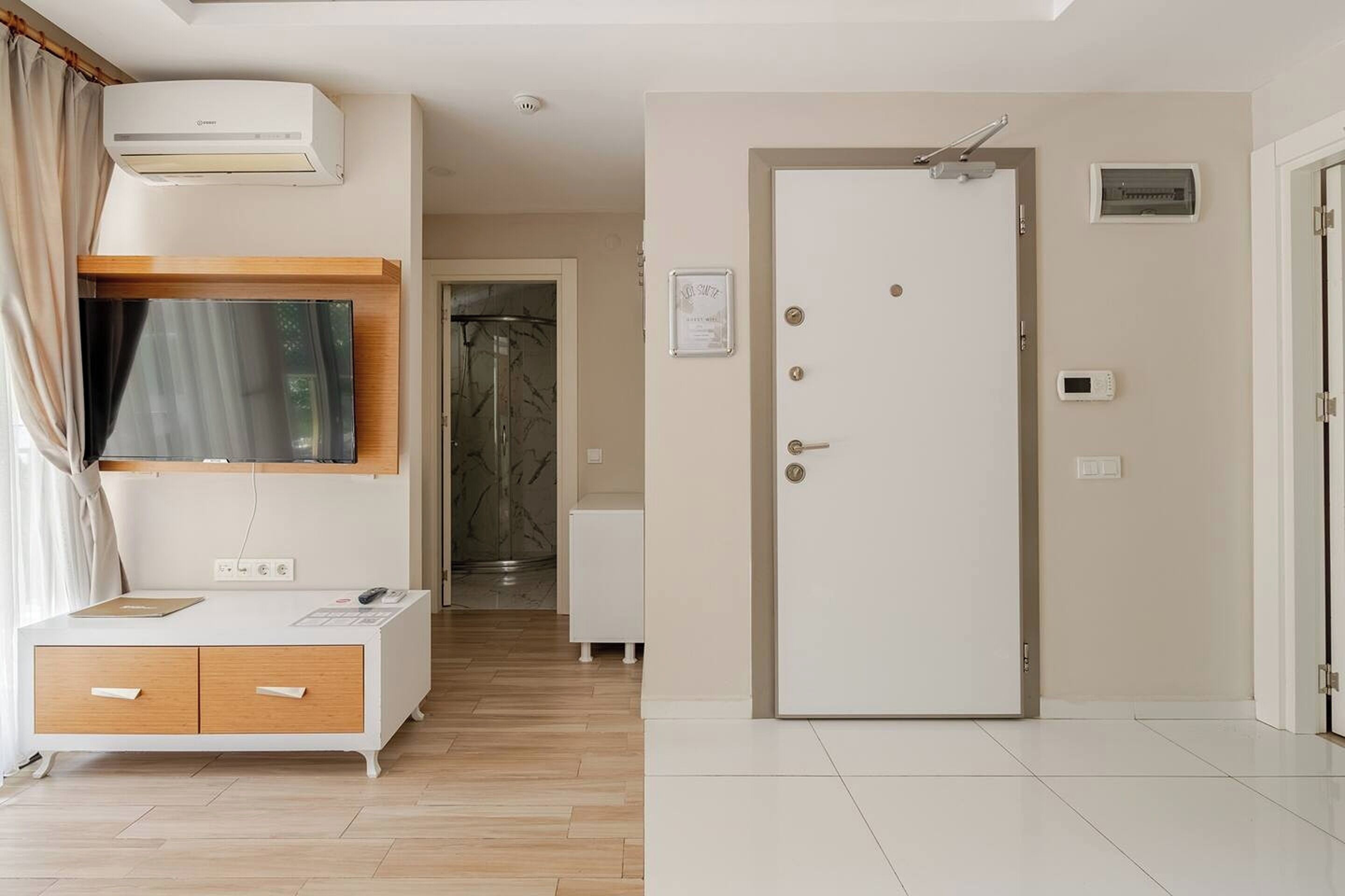 Loi Suite