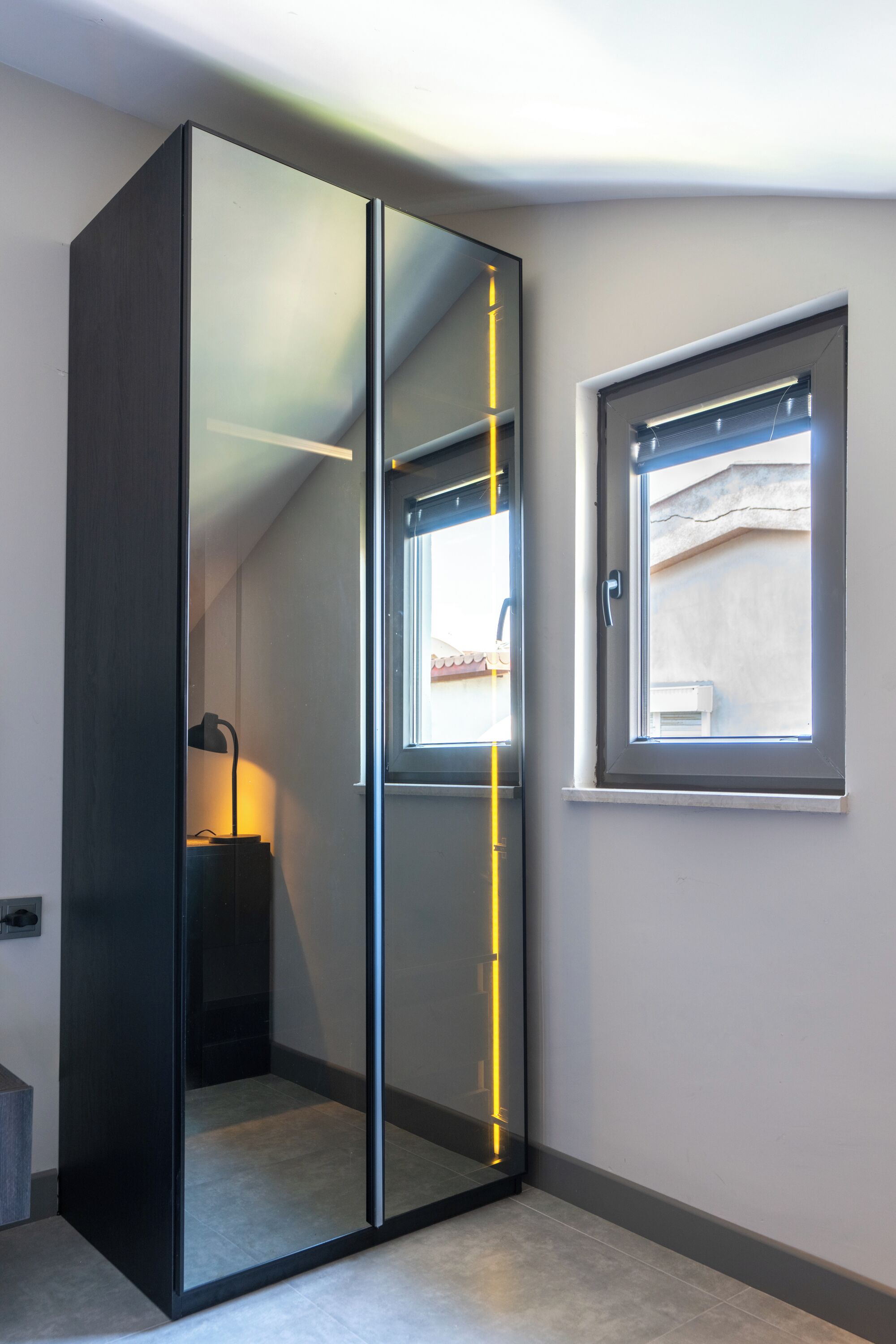 Loi Suite