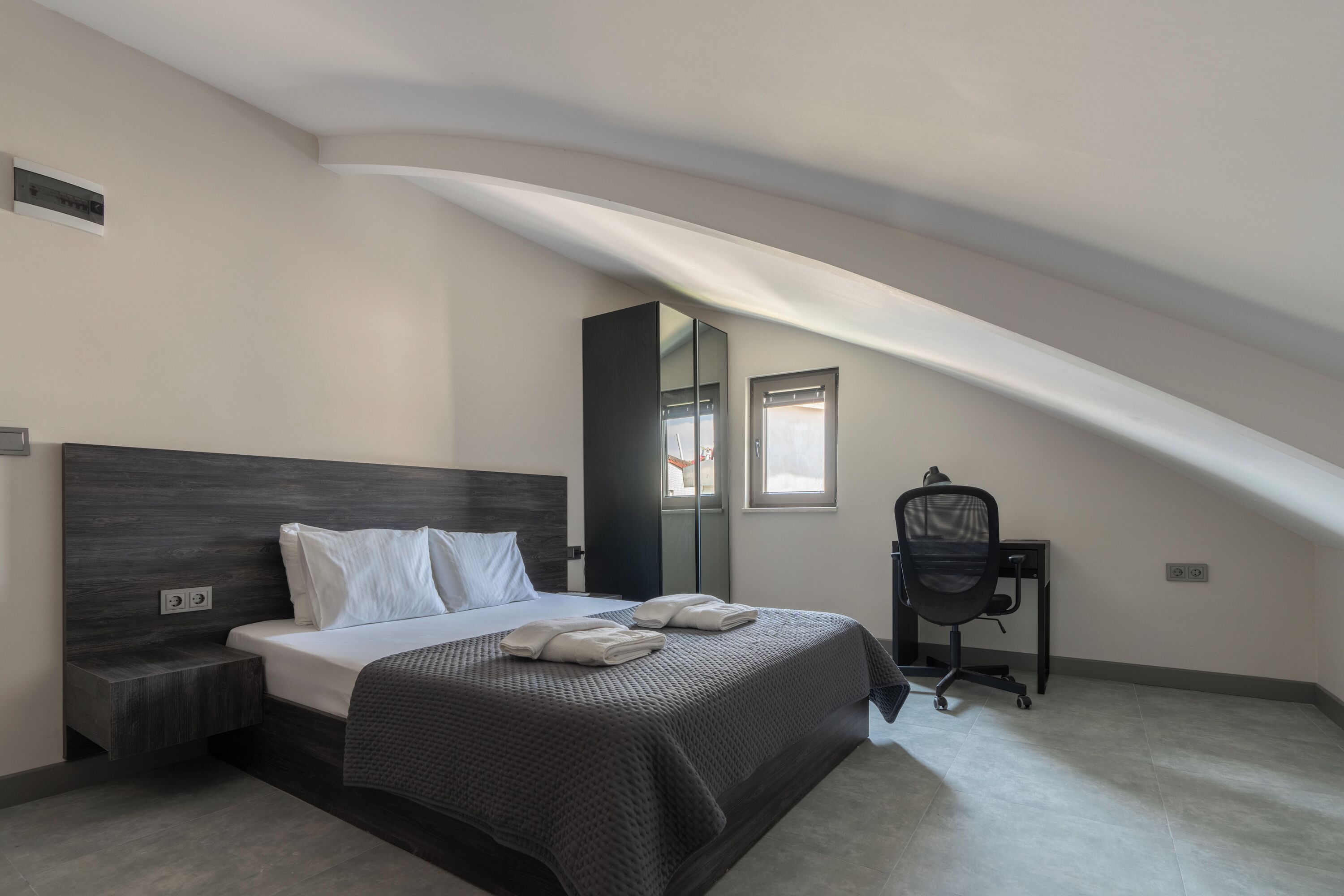 Loi Suite