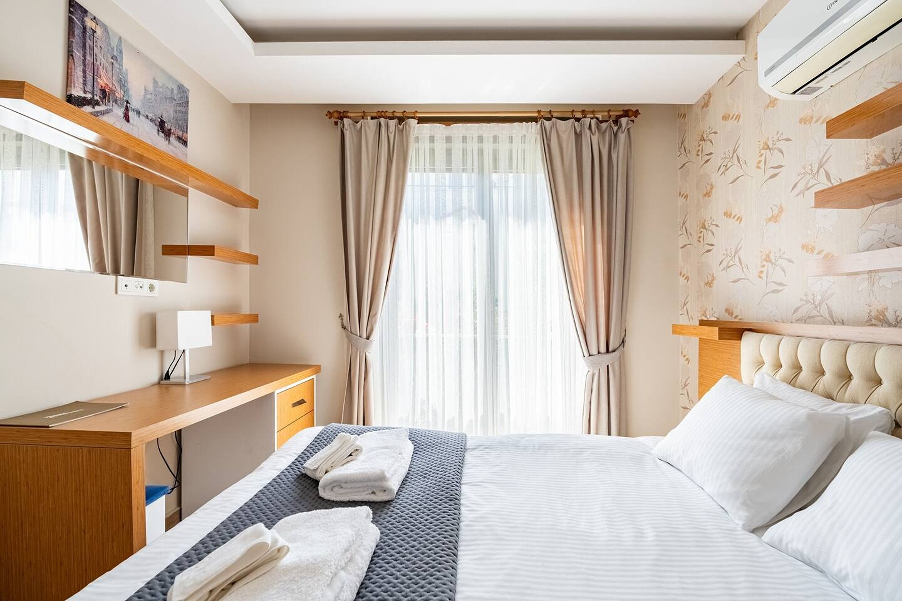 Loi Suite