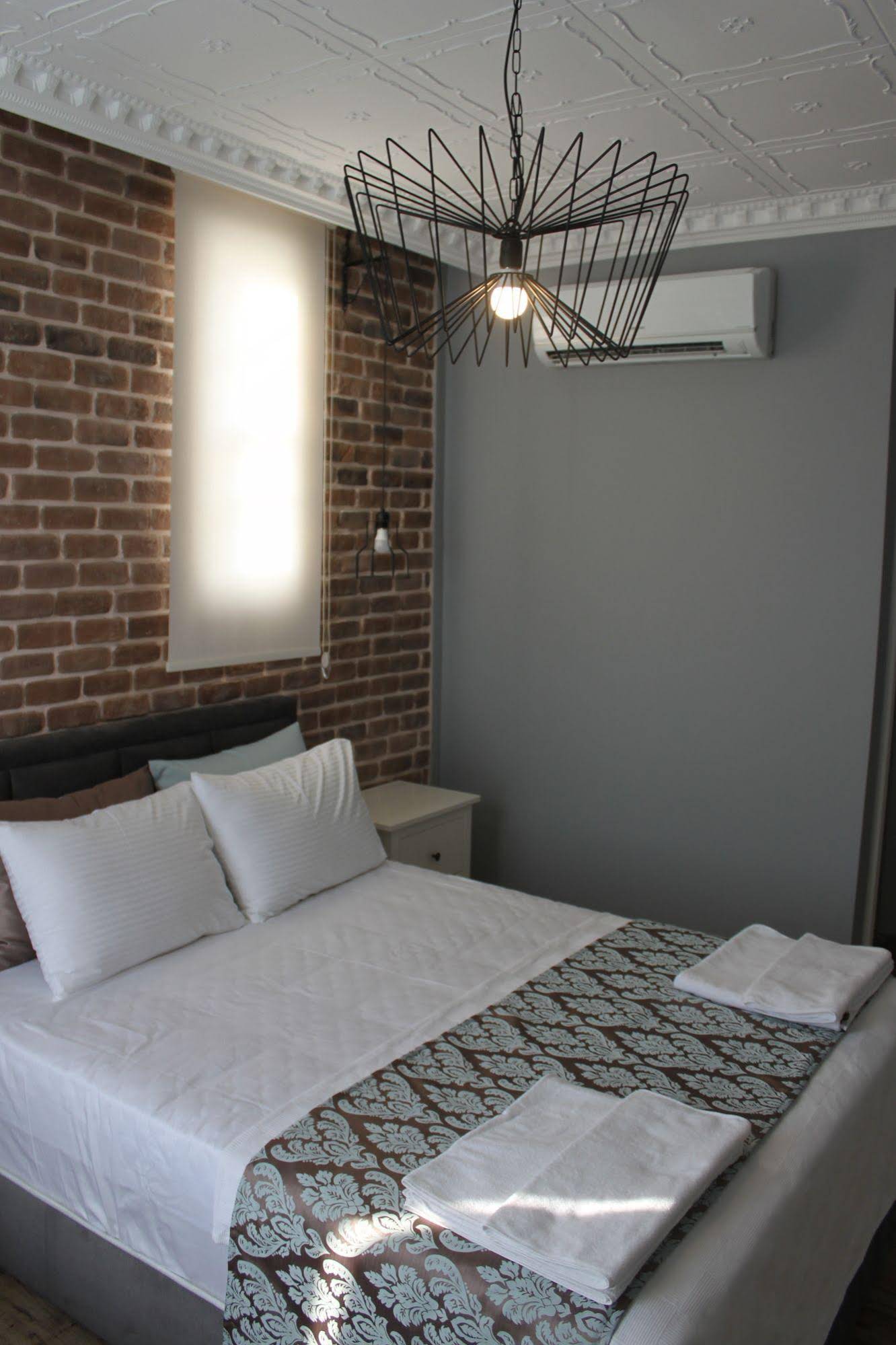Luna Boutique Hotel