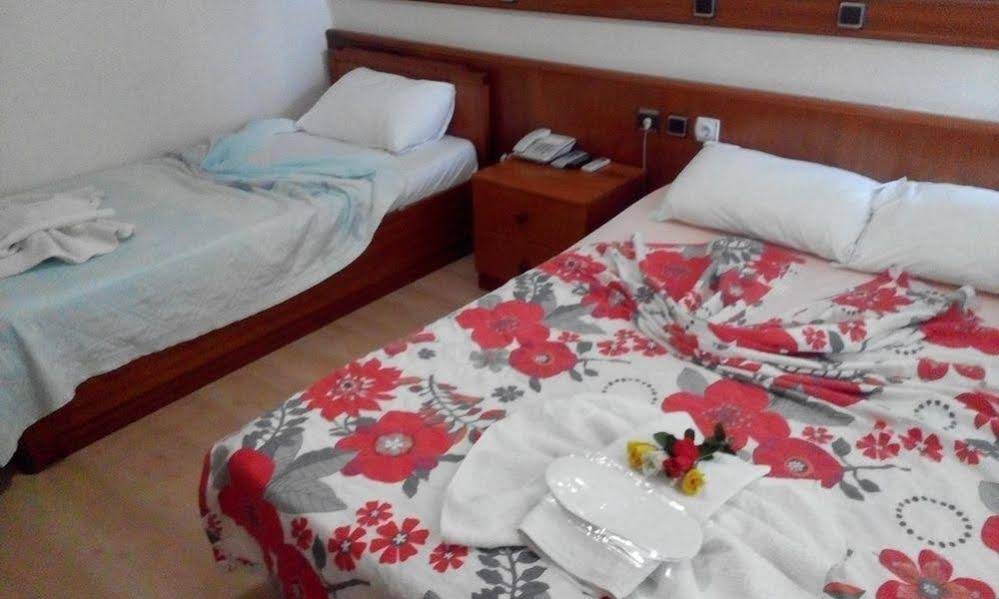 OPERA Boutique Hotel