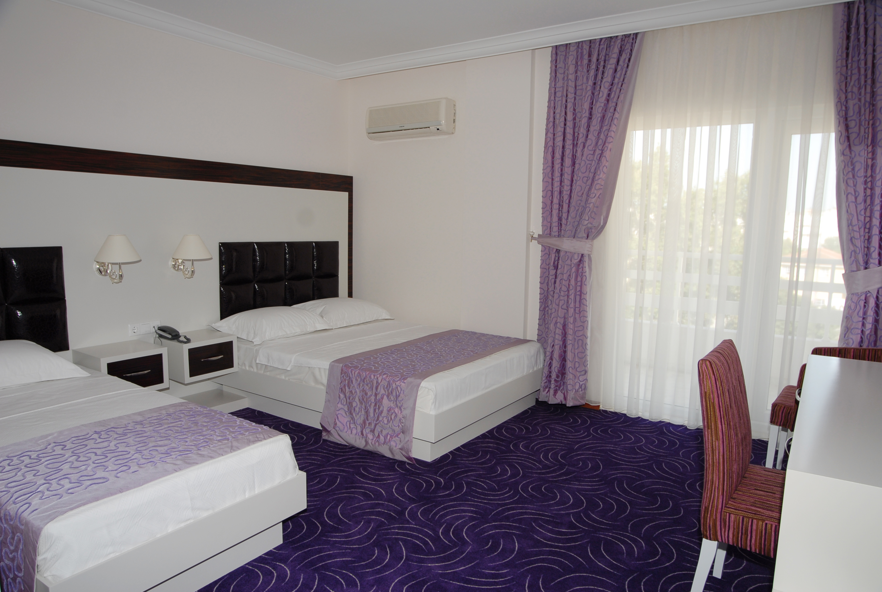Mene City Hotel