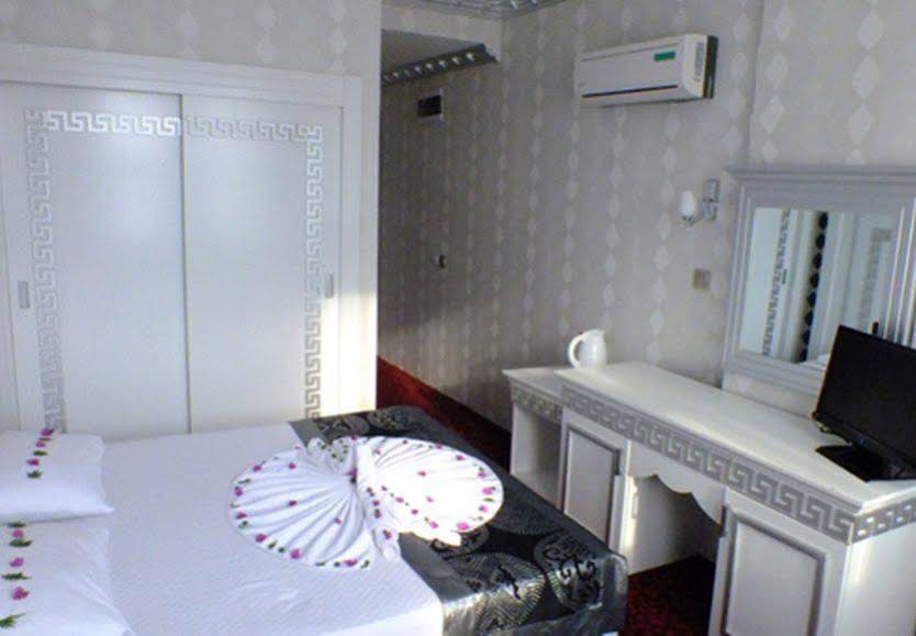 Espina Hotel