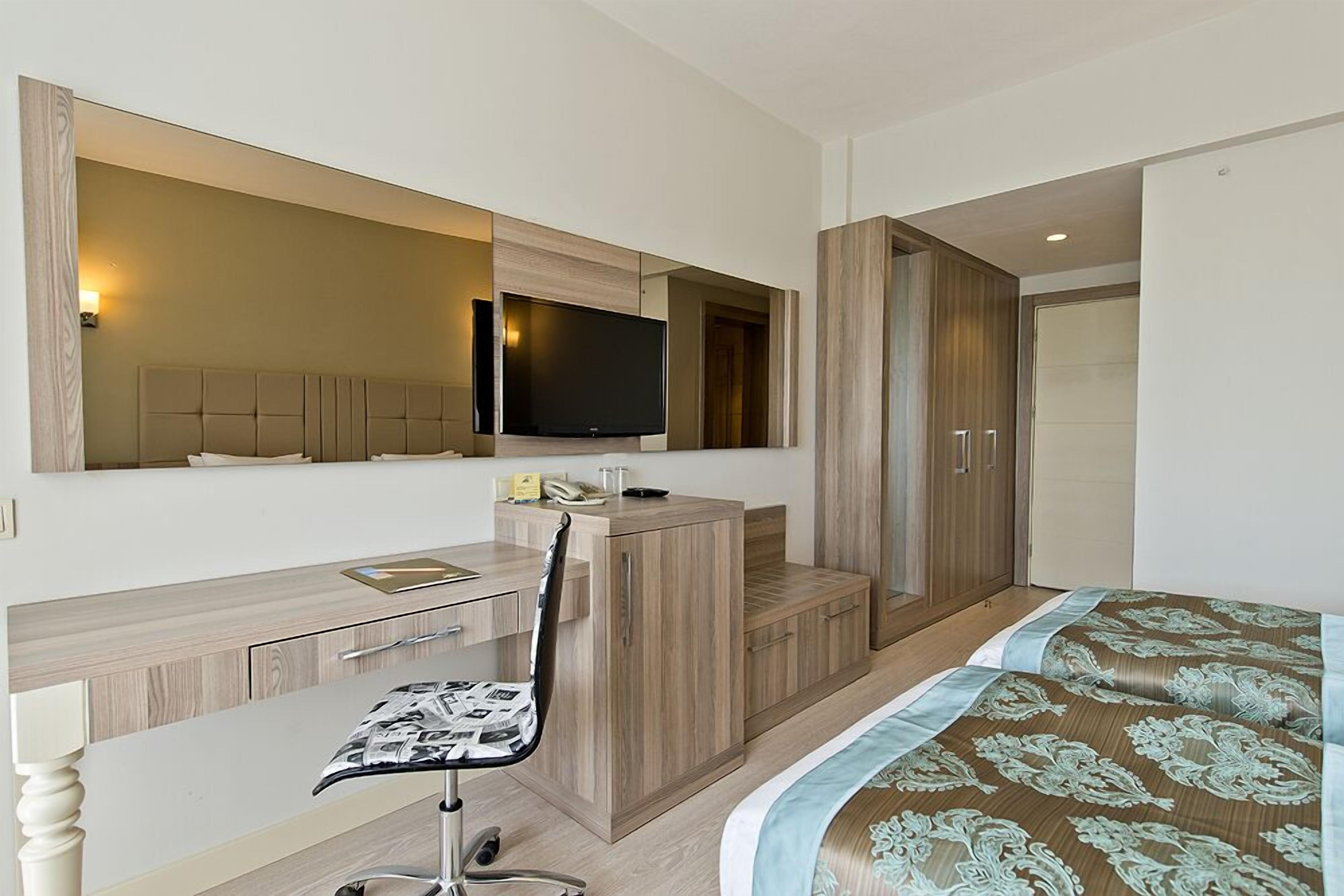 Nashira City Resort Hotel