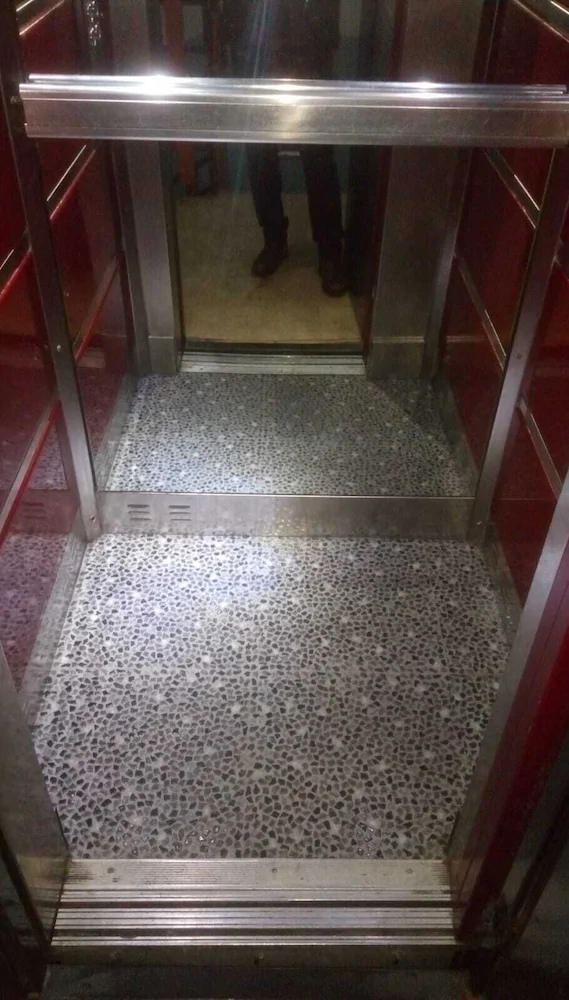 Nas Otel