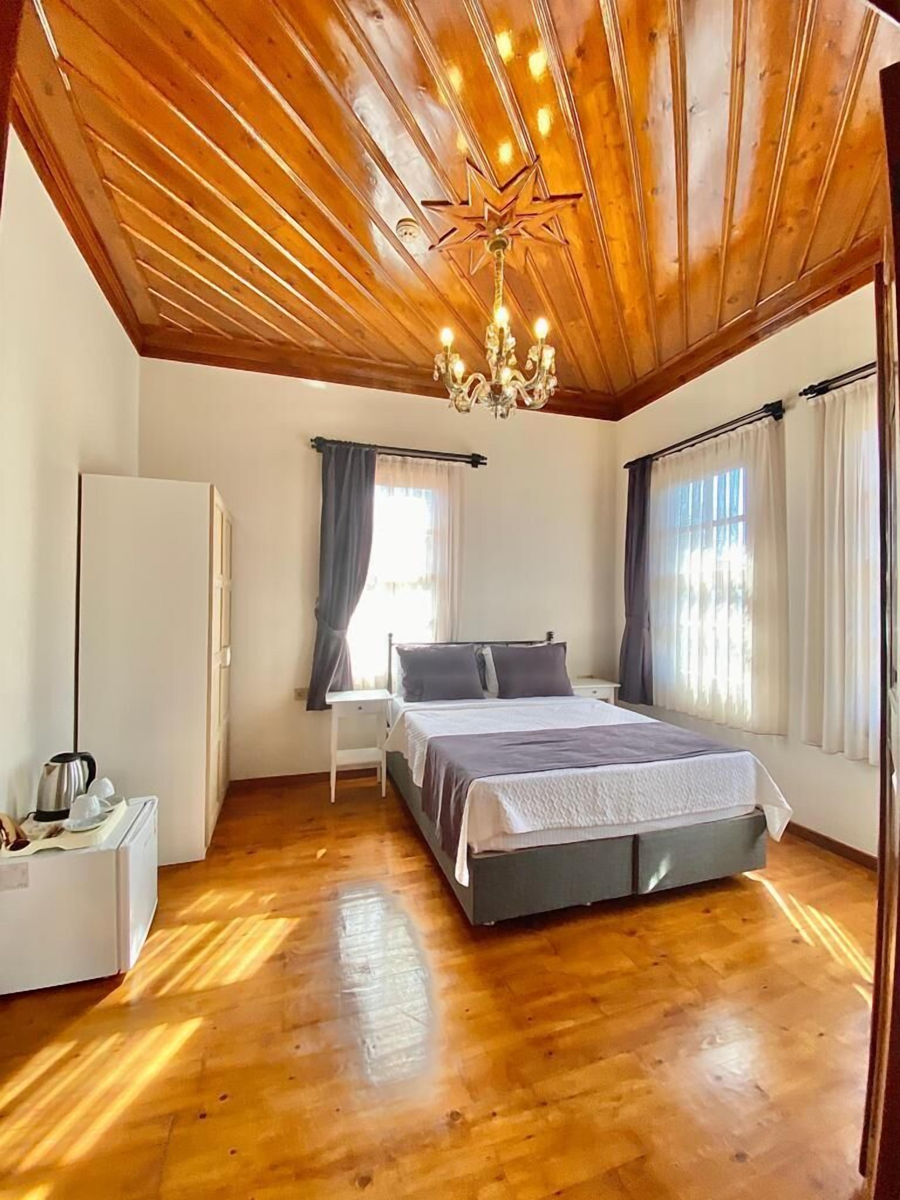 Necip Bey Konagi Hotel