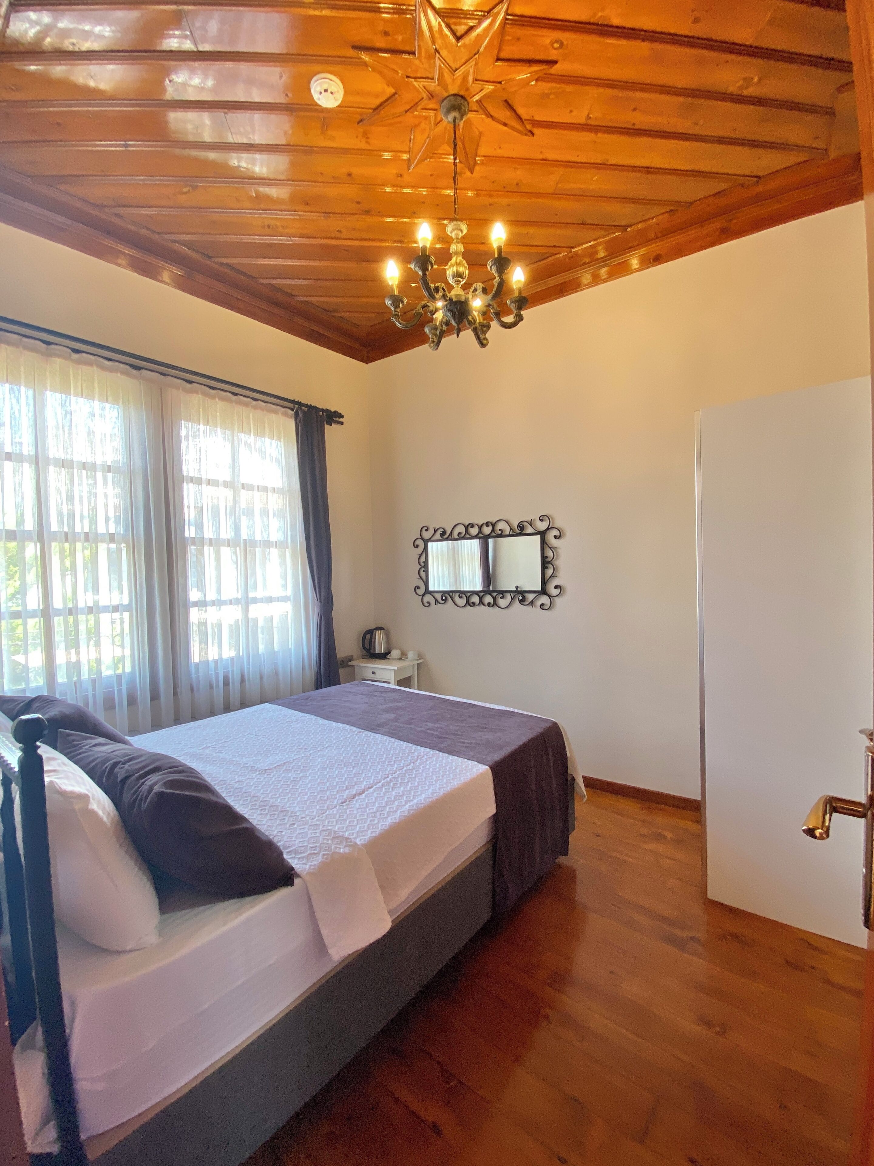 Necip Bey Konagi Hotel