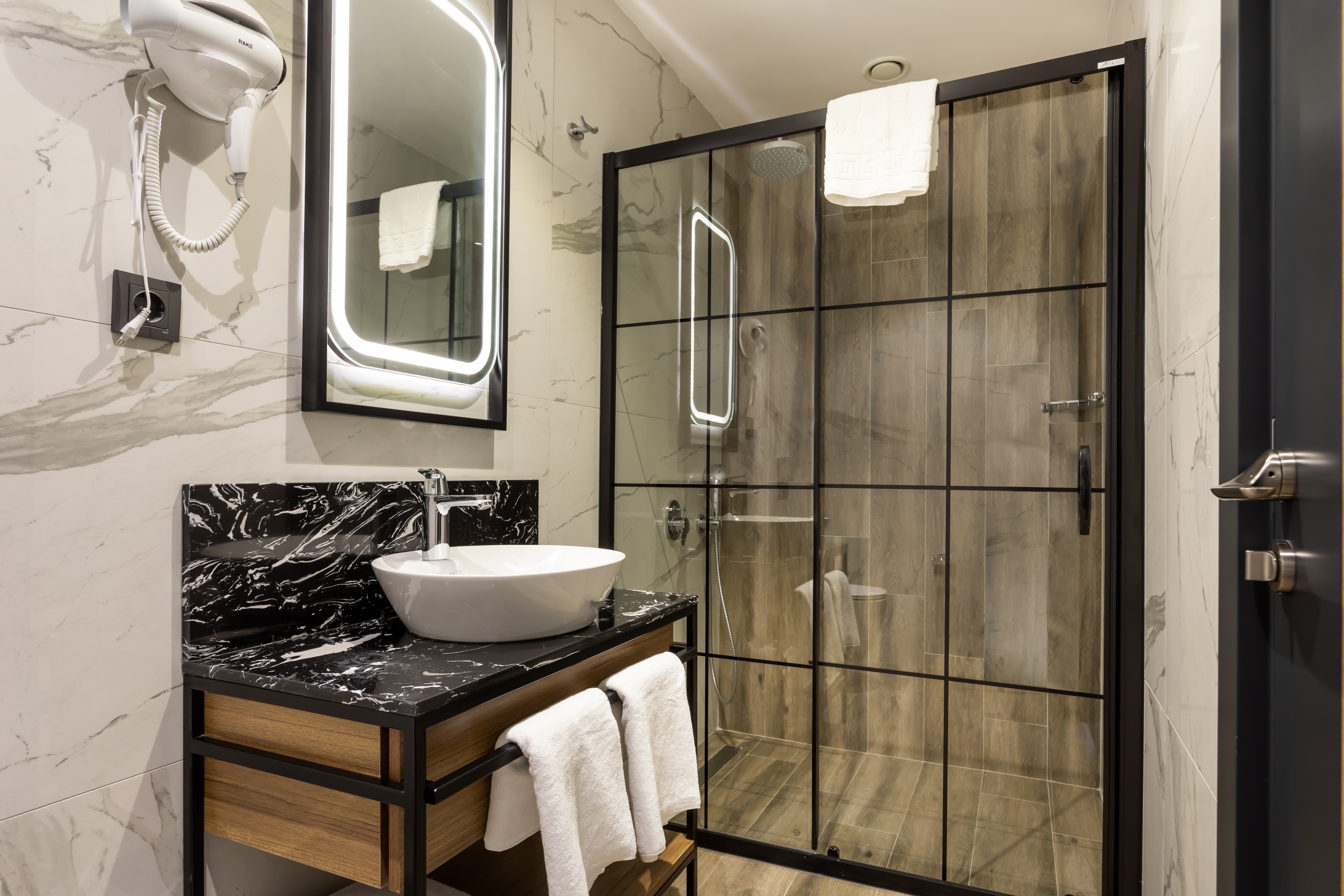 Nox Suite