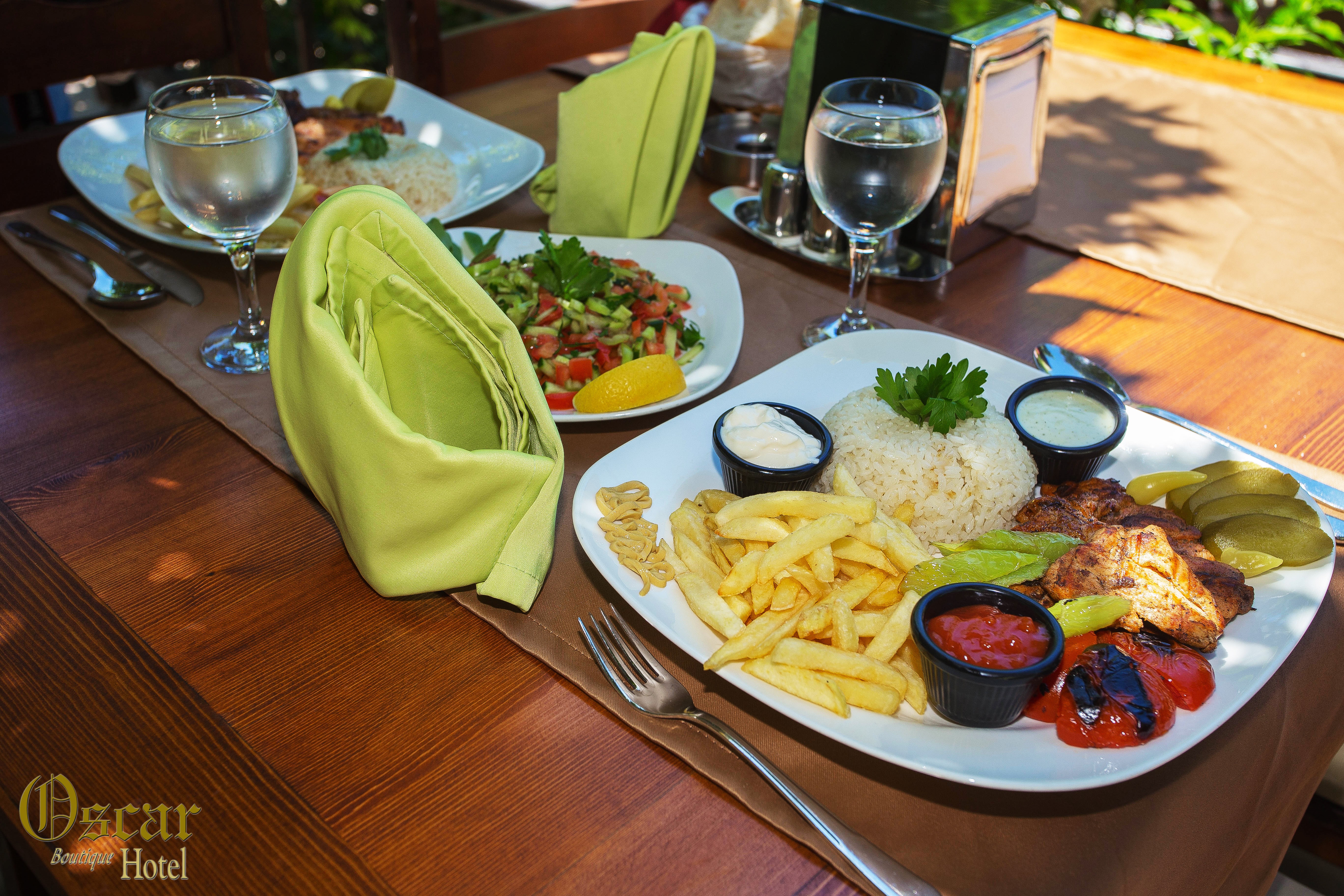 Oscar Garden Hotel