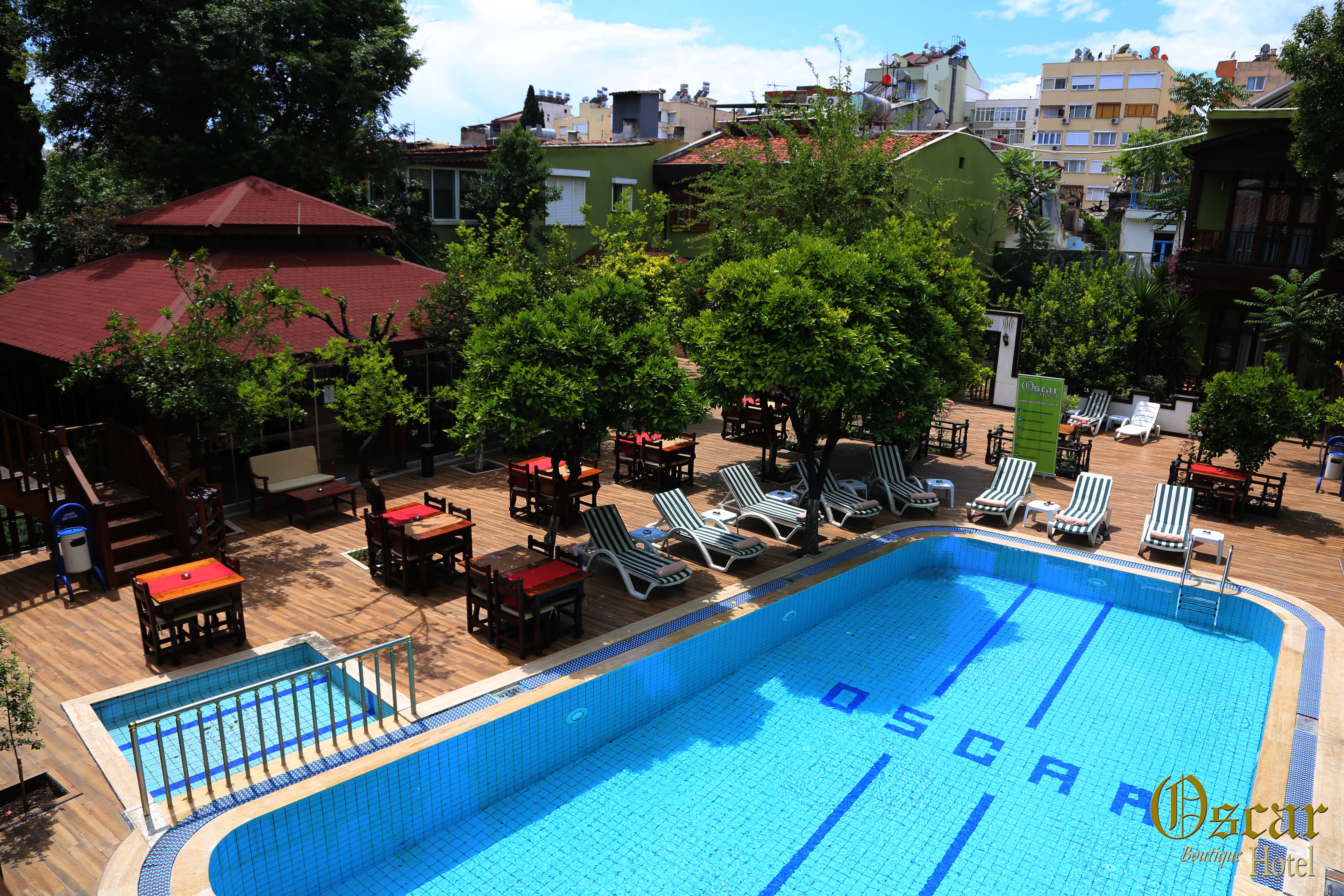 Oscar Garden Hotel