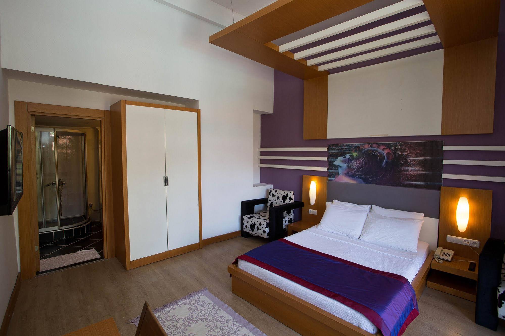 Oscar Garden Hotel