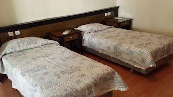 Pinus Apart & Hotel