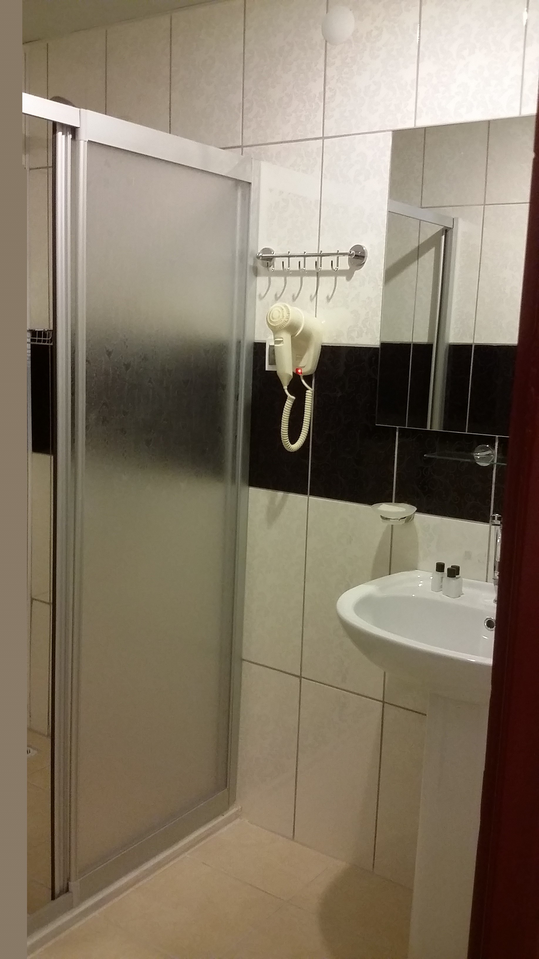 Primera Hotel & Apt