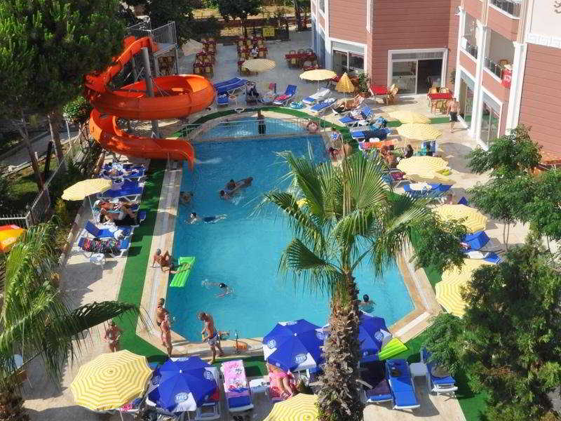 Primera Hotel & Apt