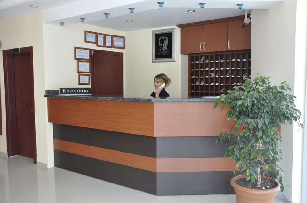 Primera Hotel & Apt