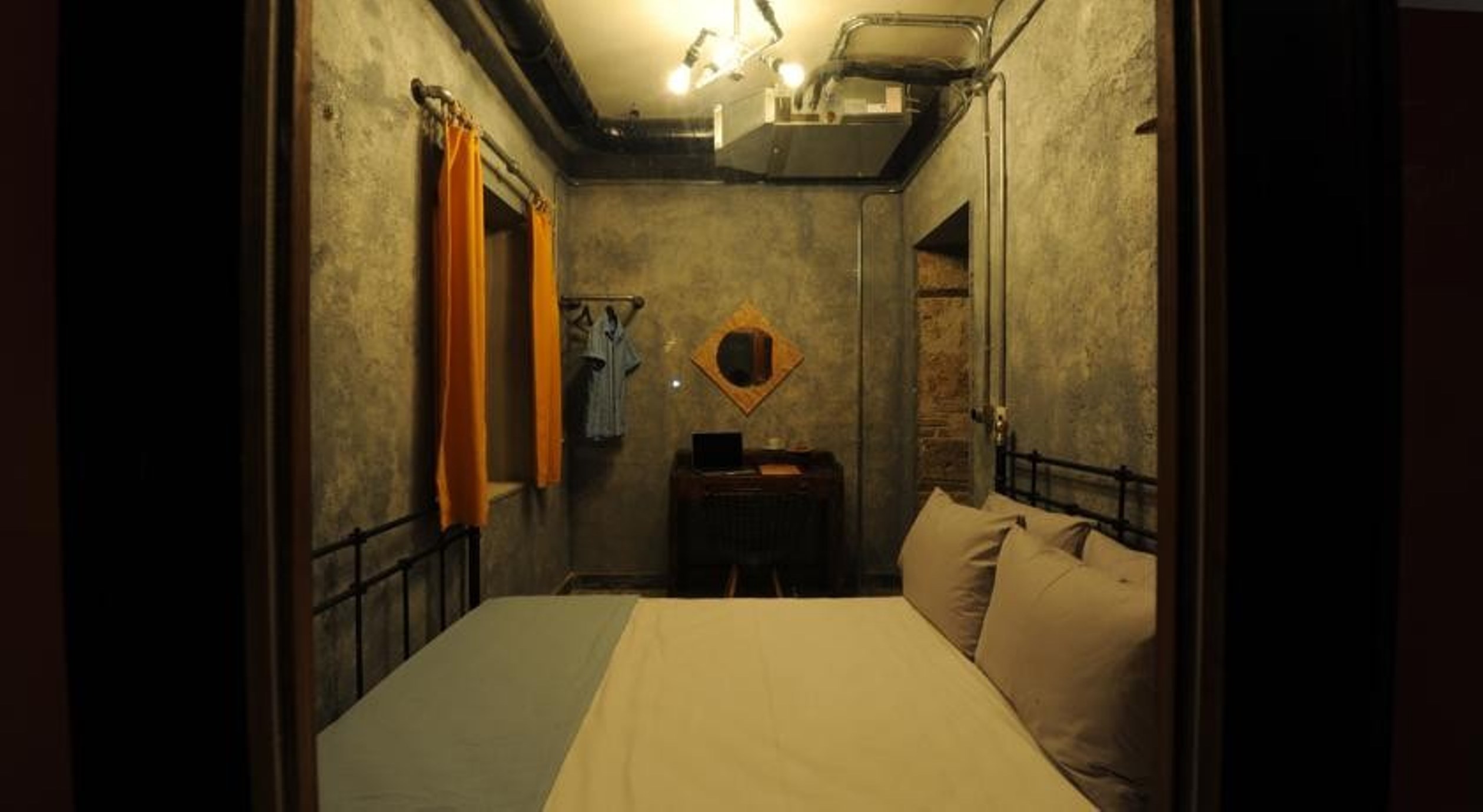 Role Street Hostel