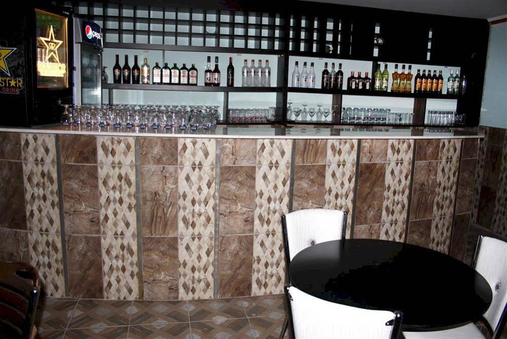 Sky Luxe Hotel