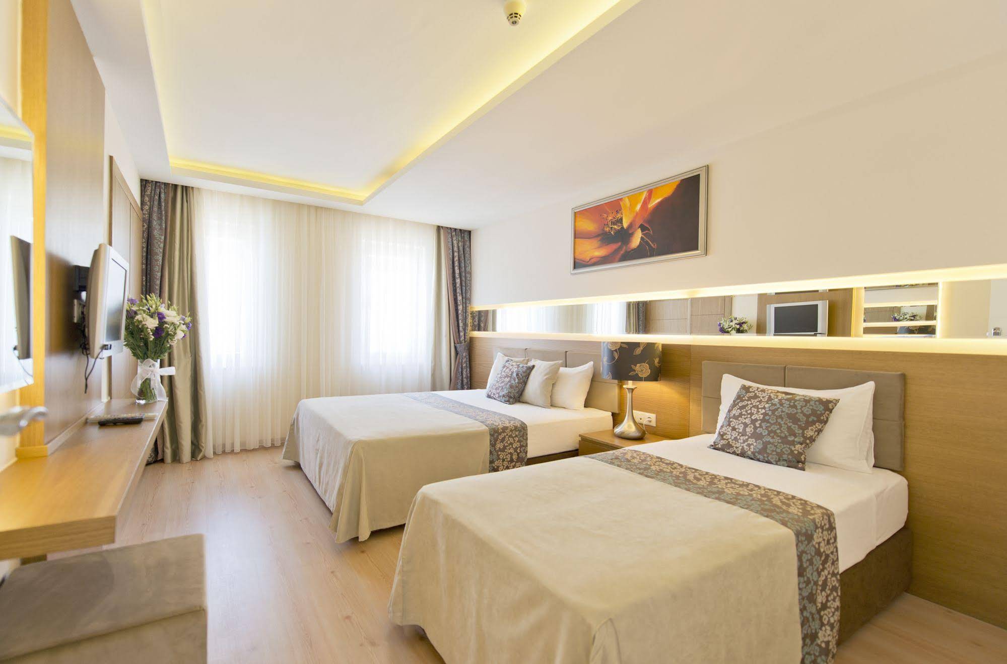 Sealife Family Resort Hotel