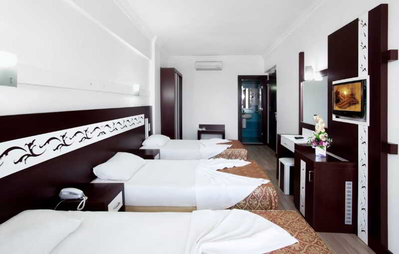Pacco Sea & City Hotel