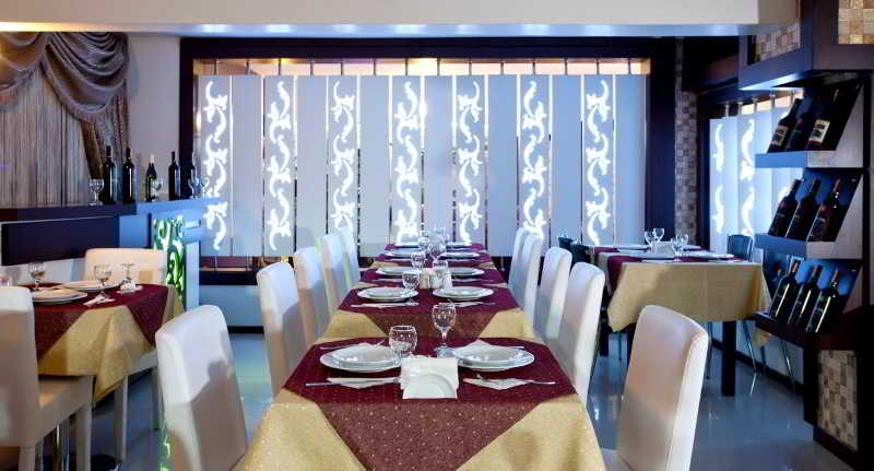Pacco Sea & City Hotel