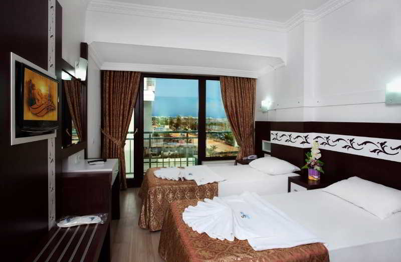 Pacco Sea & City Hotel