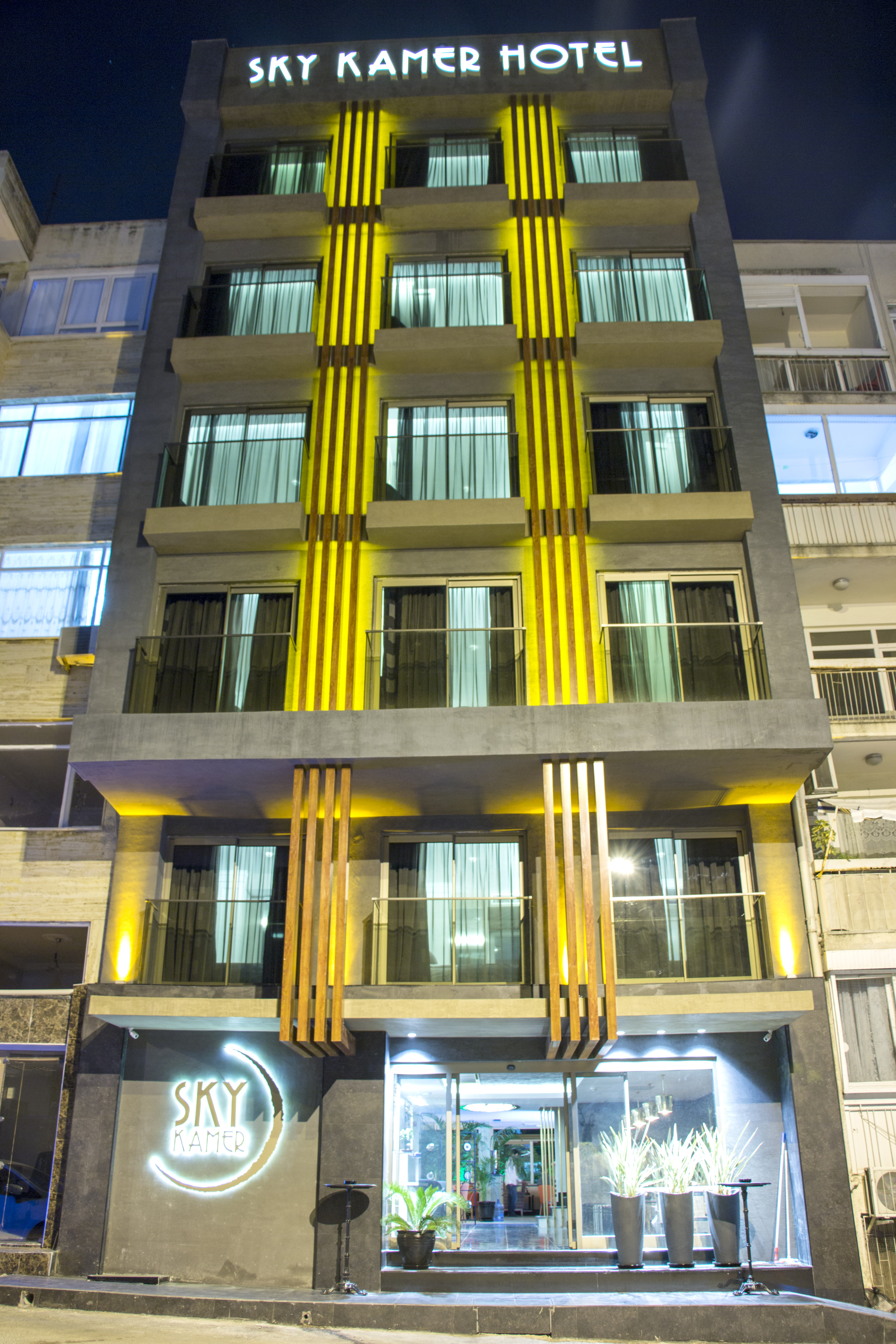 Sky Kamer Hotel