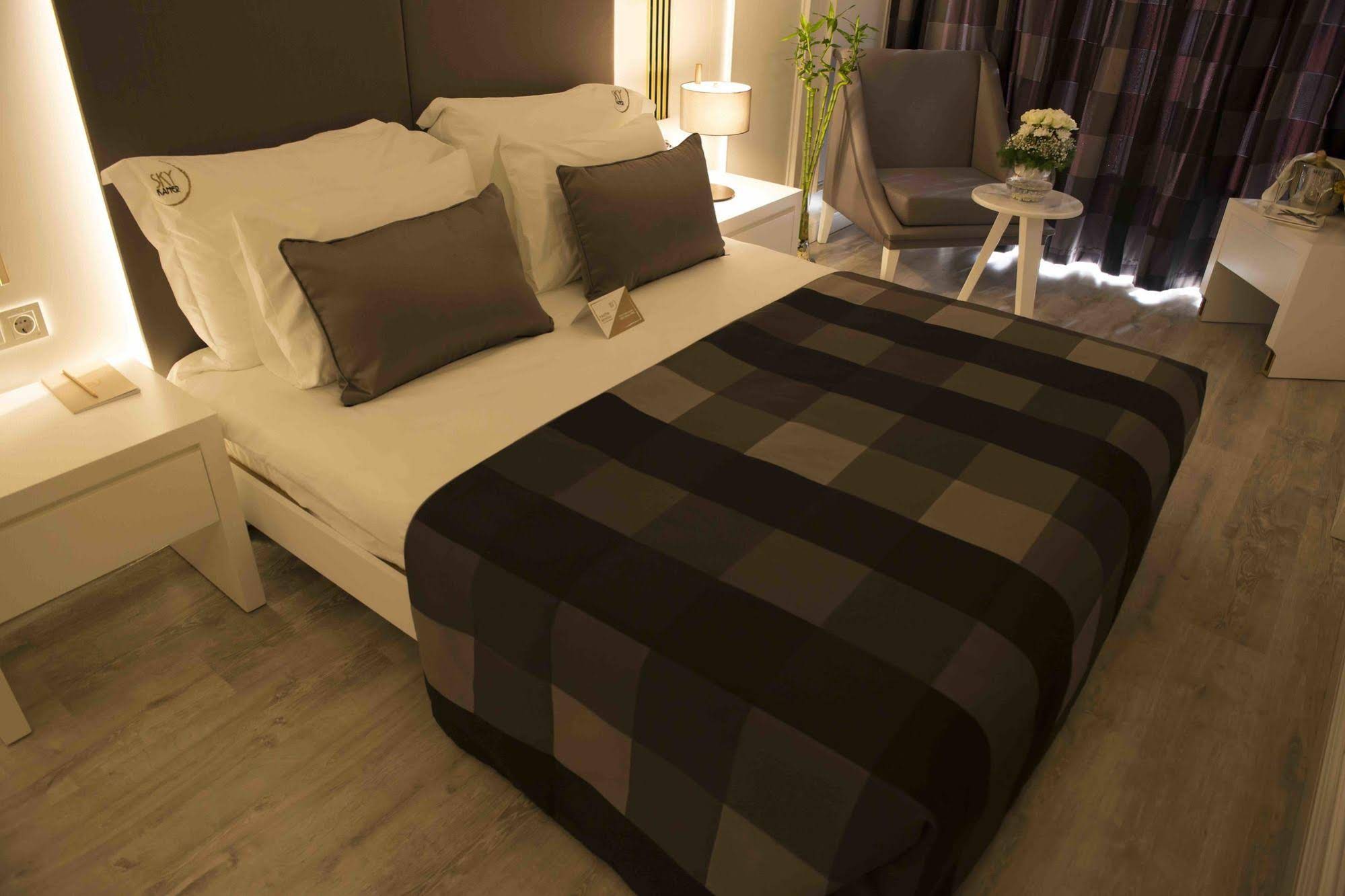 Sky Kamer Hotel