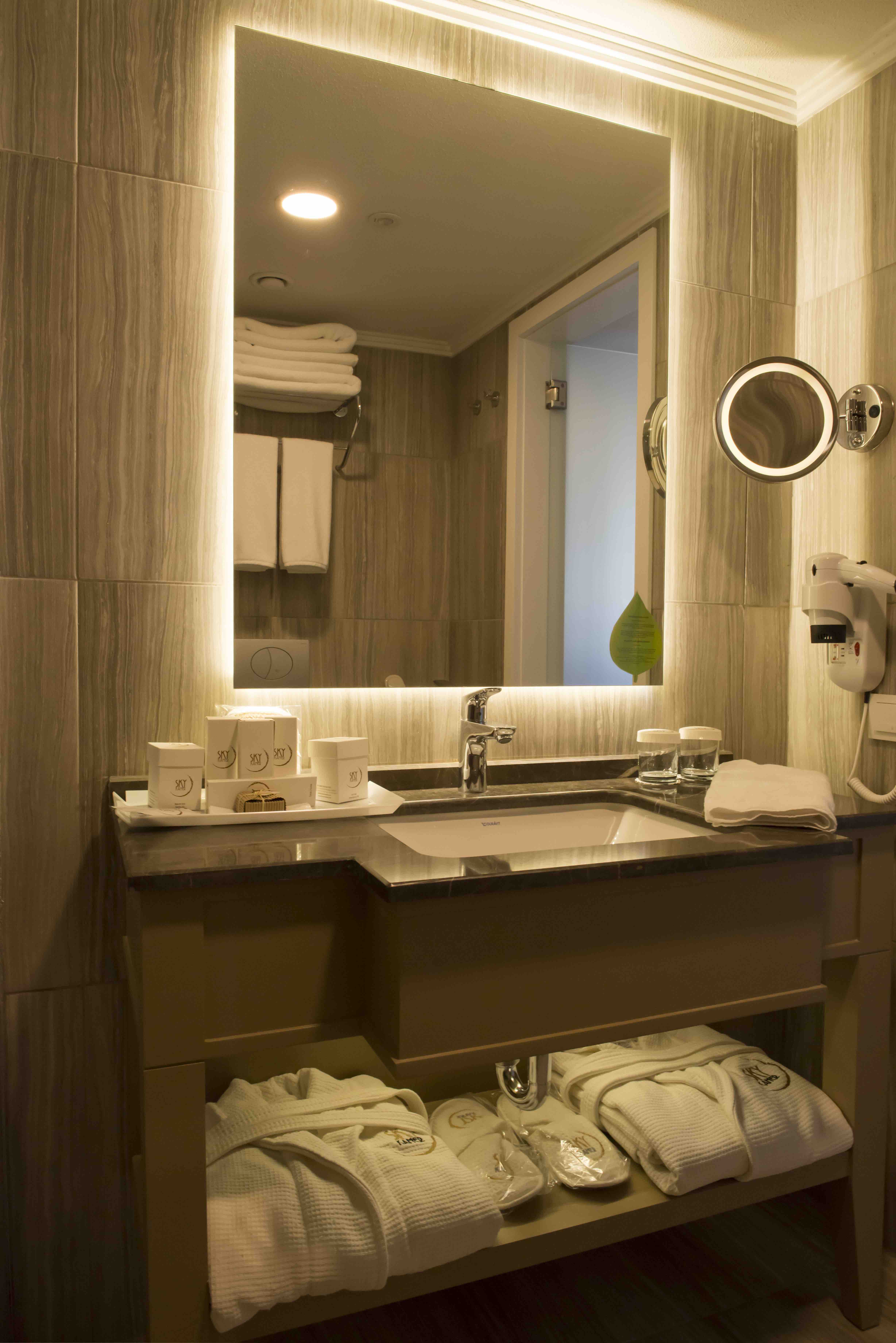 Sky Kamer Hotel