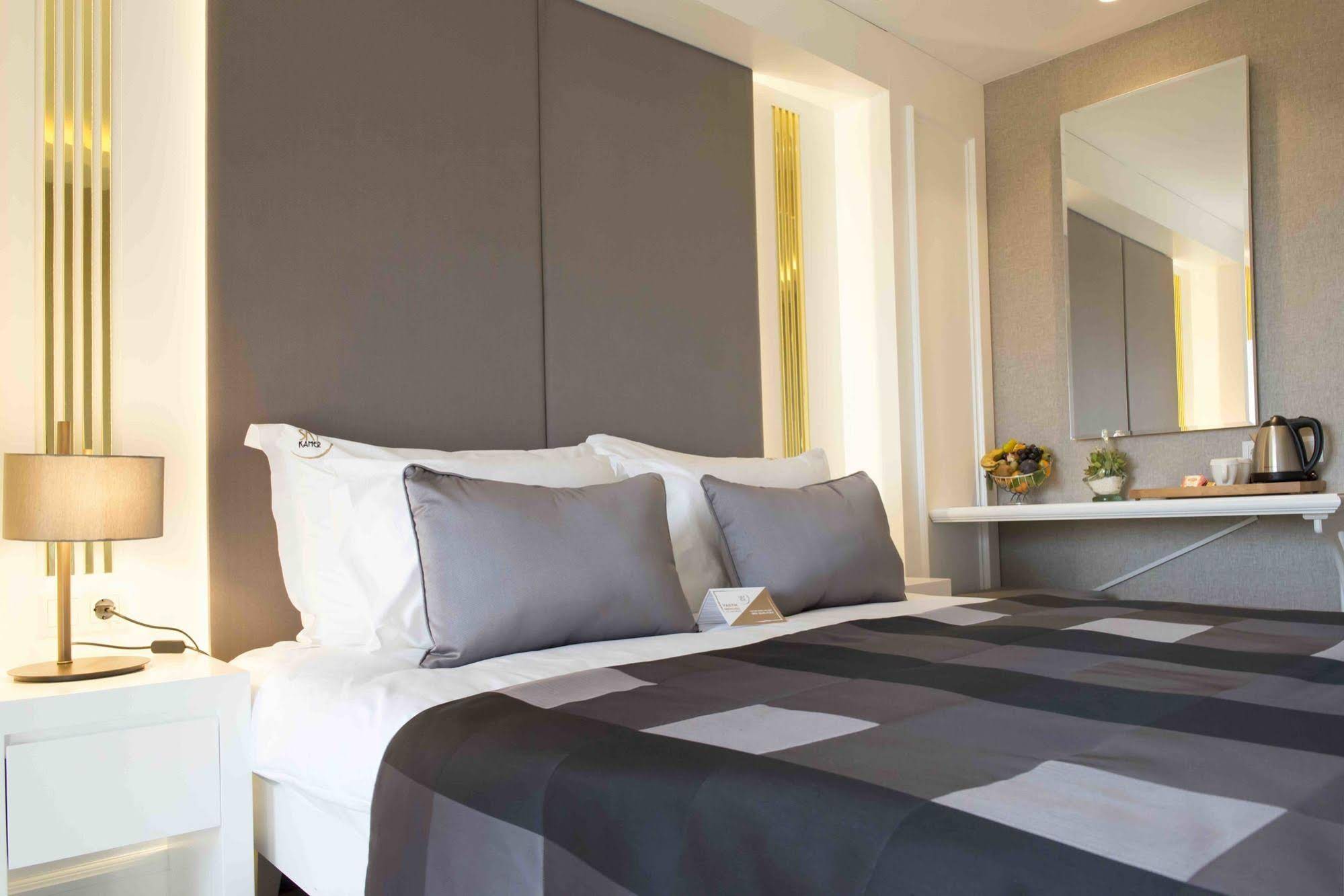 Sky Kamer Hotel