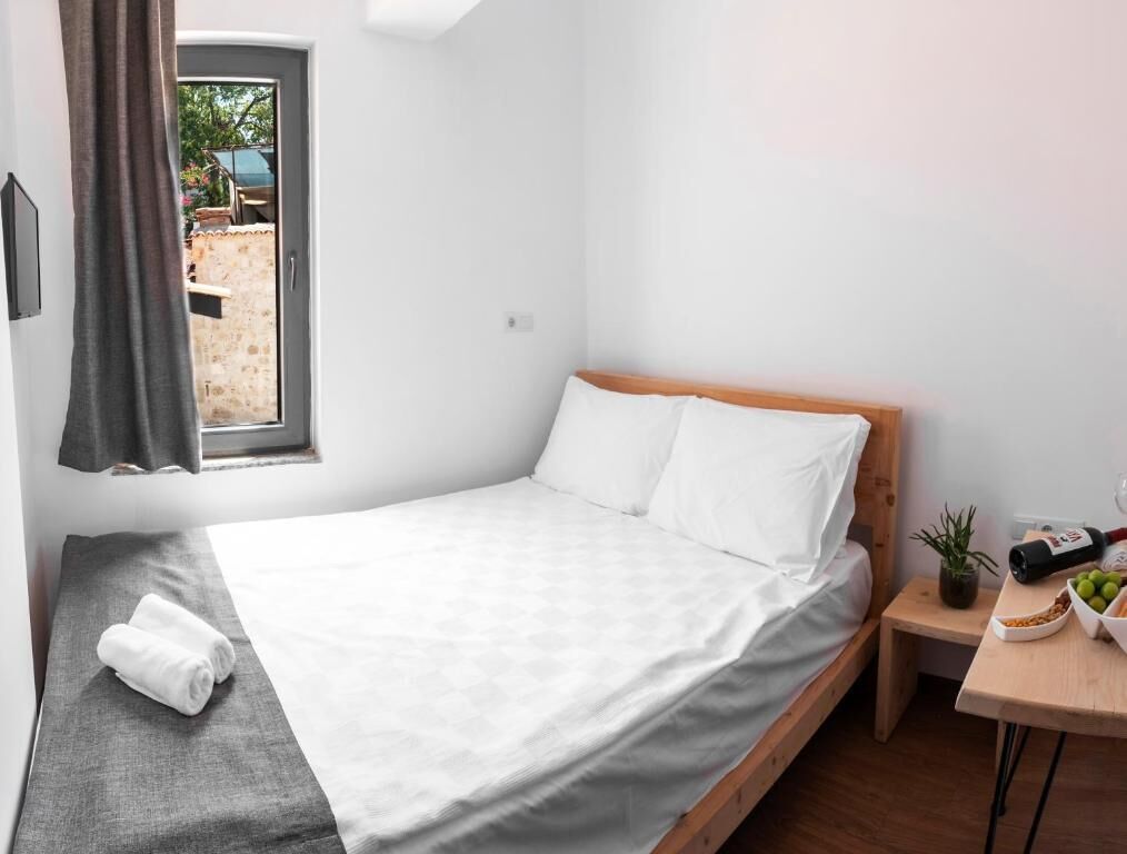 Solo Boutique Hotel