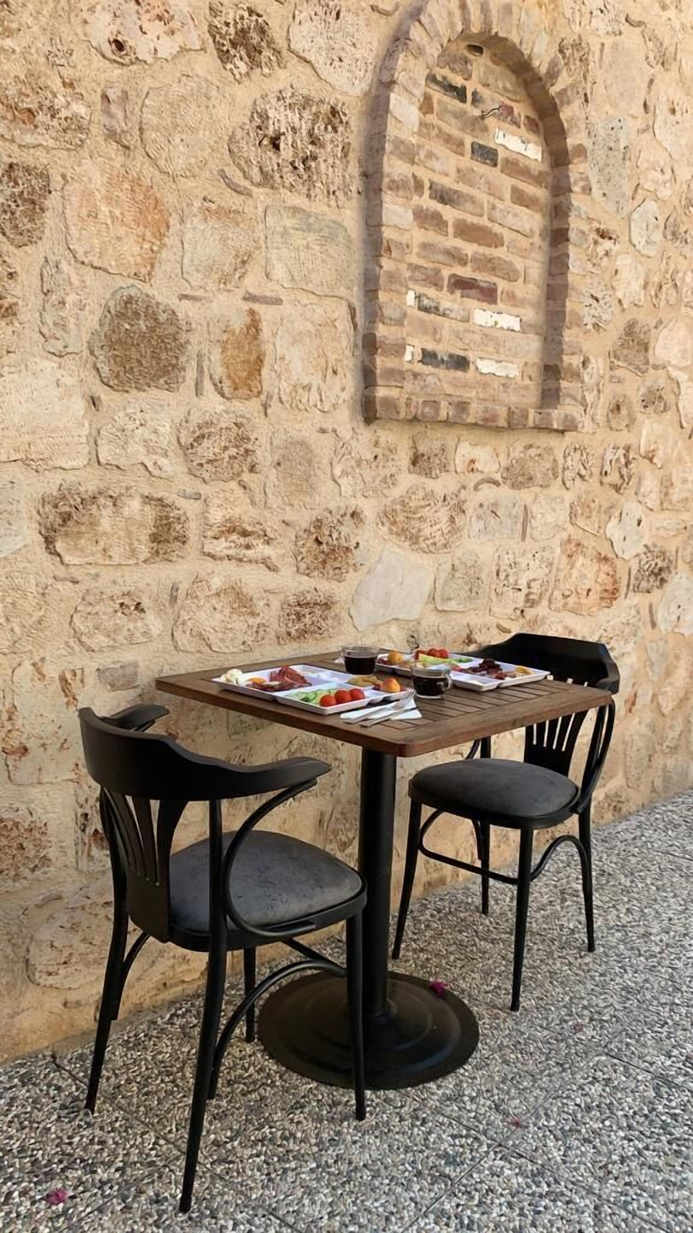Solo Boutique Hotel