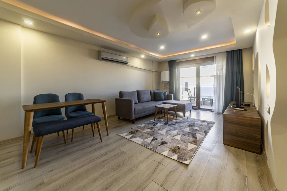 Tema Martili Apart