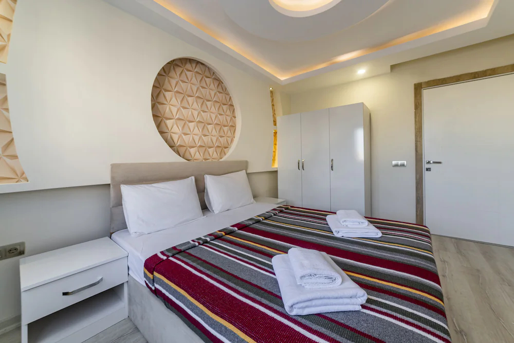 Tema Martili Apart