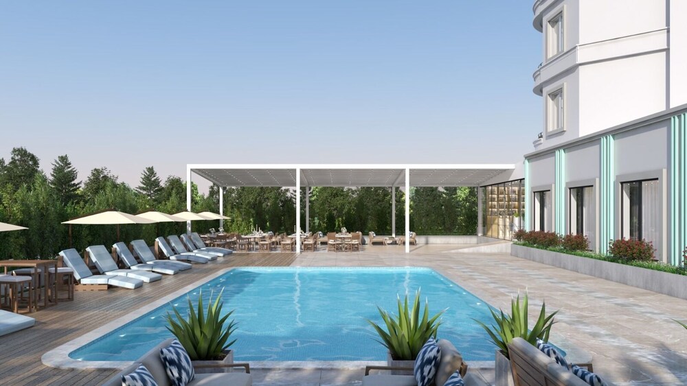 Citrus Luna Suit Hotel