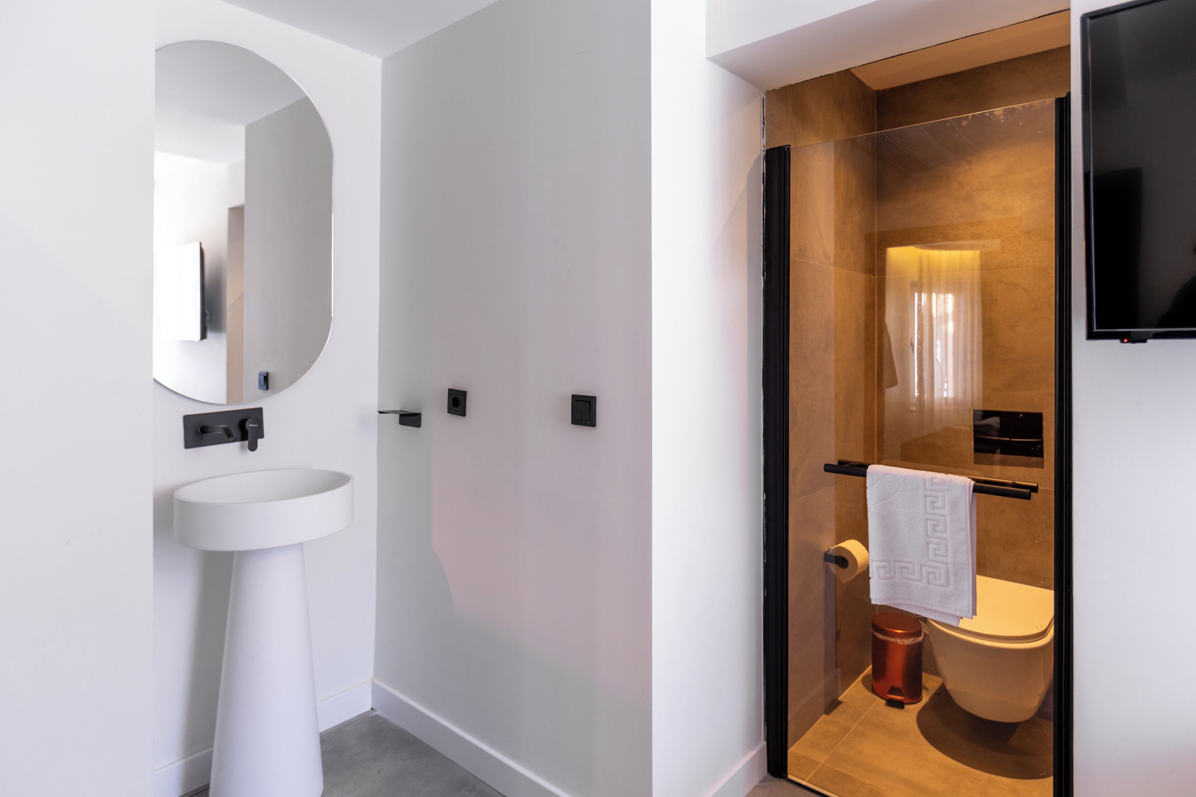 The One Living Hotel