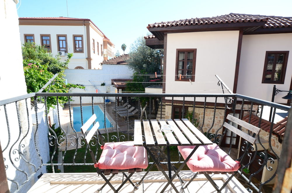 The Suite Apart Hotel