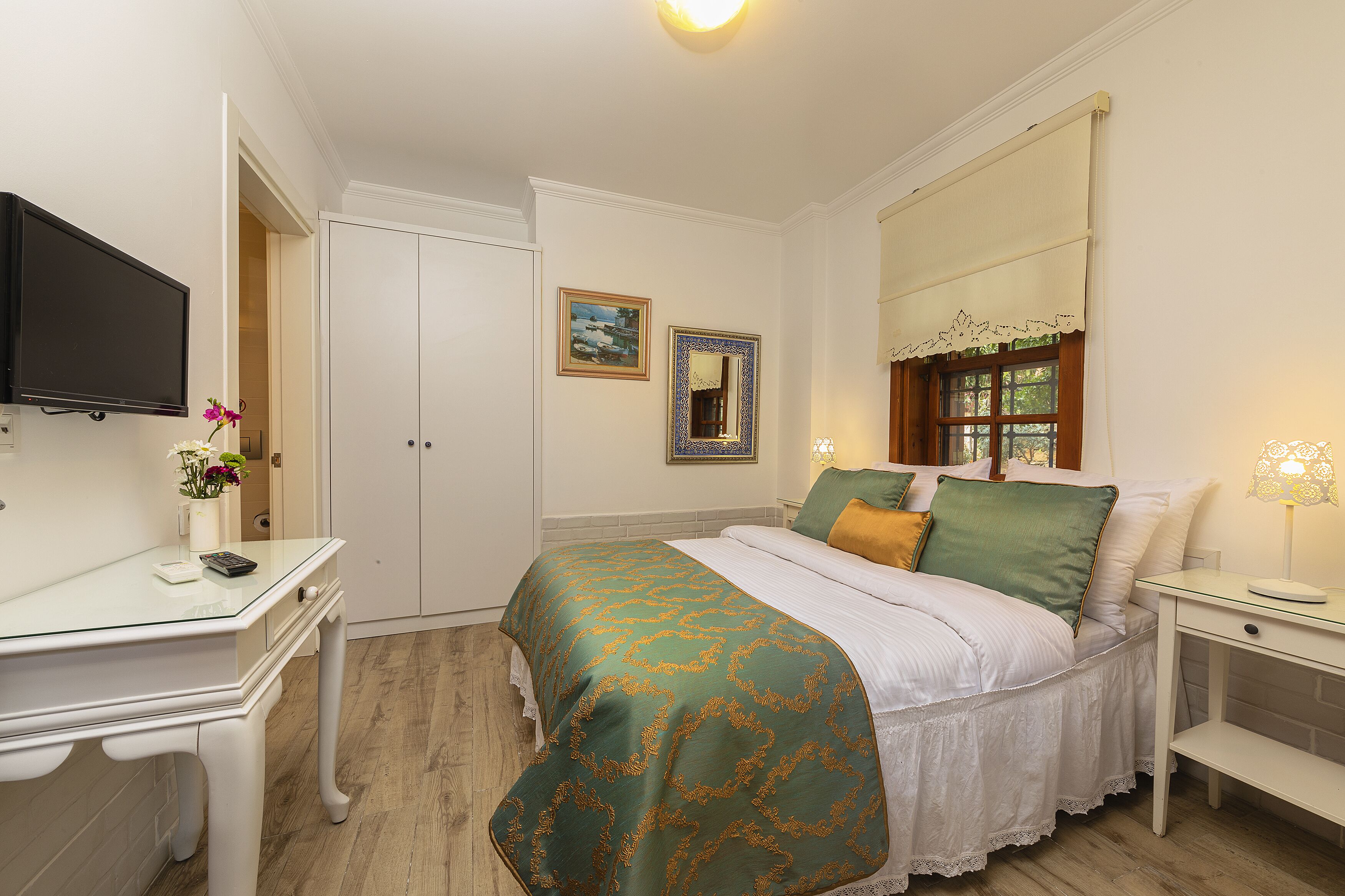 Zemira Garden Hotel